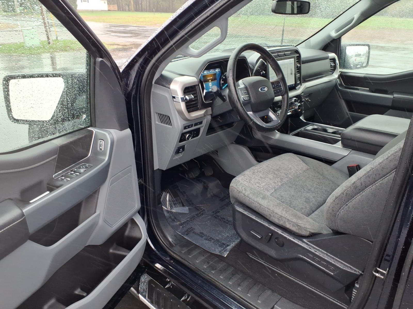 2023 Ford F-150 XLT:6454