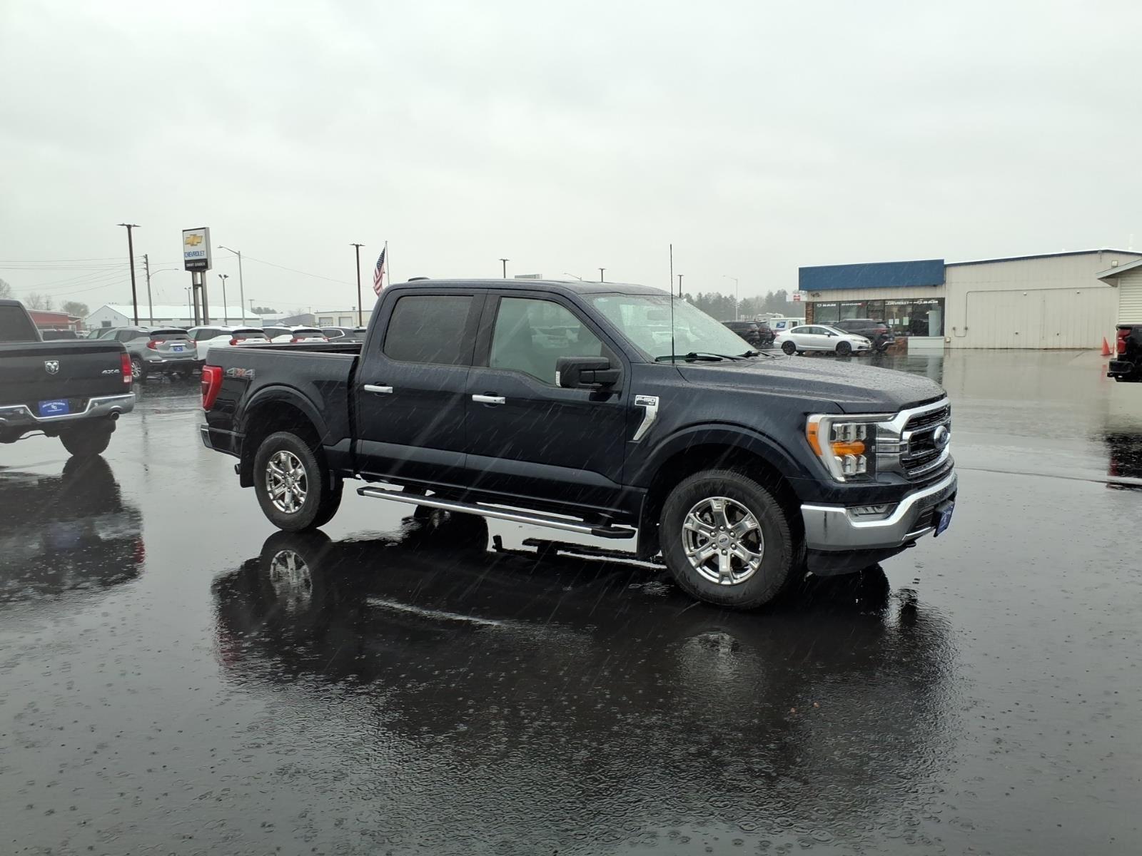 2023 Ford F-150 XLT:6454