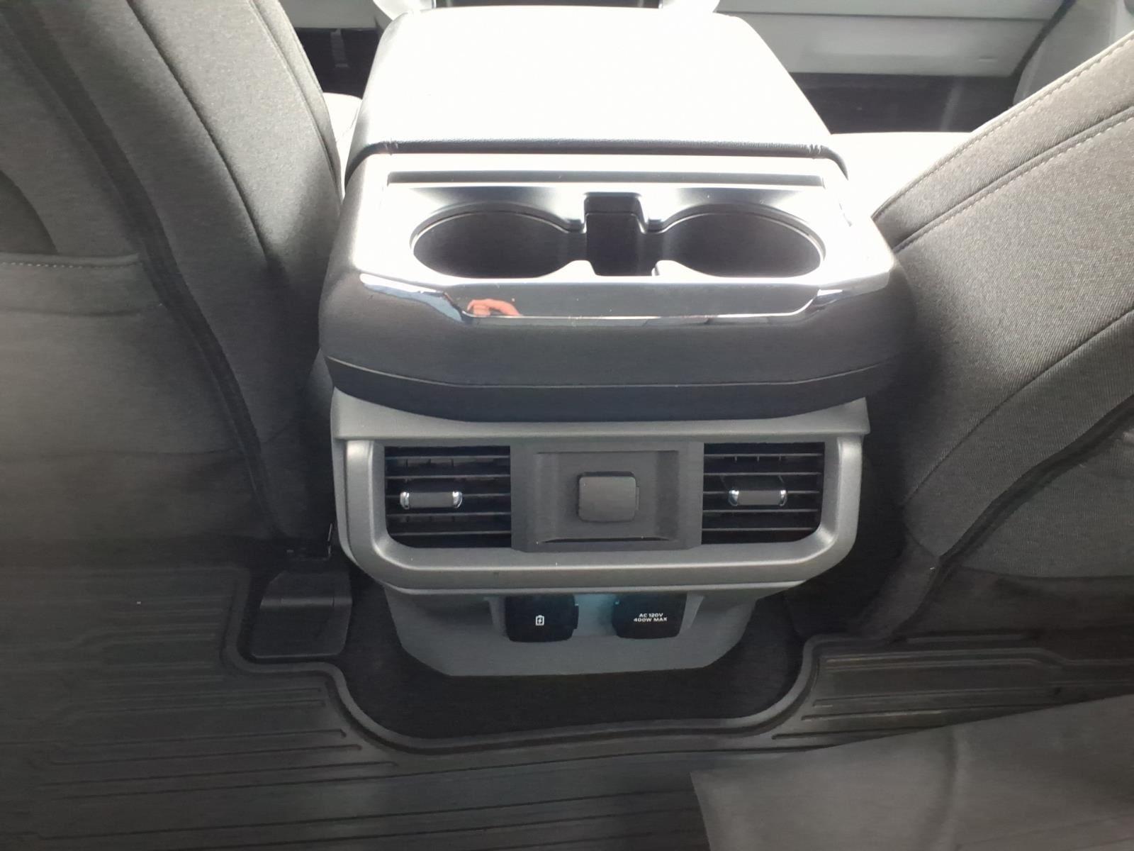 2023 Ford F-150 XLT:6454