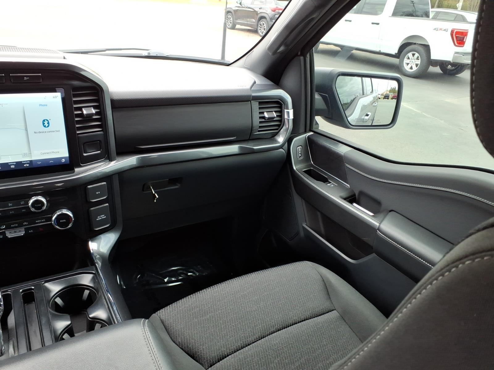 2023 Ford F-150 XLT:6455