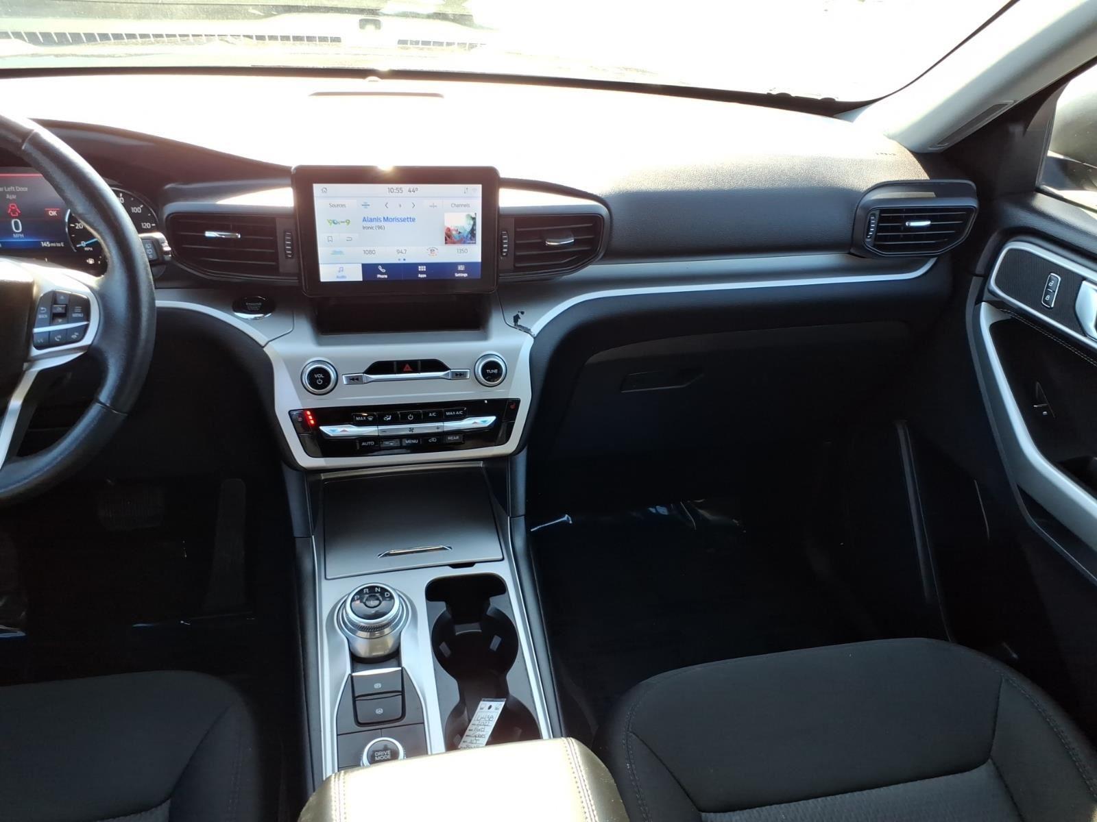 2022 Ford Explorer XLT:6438