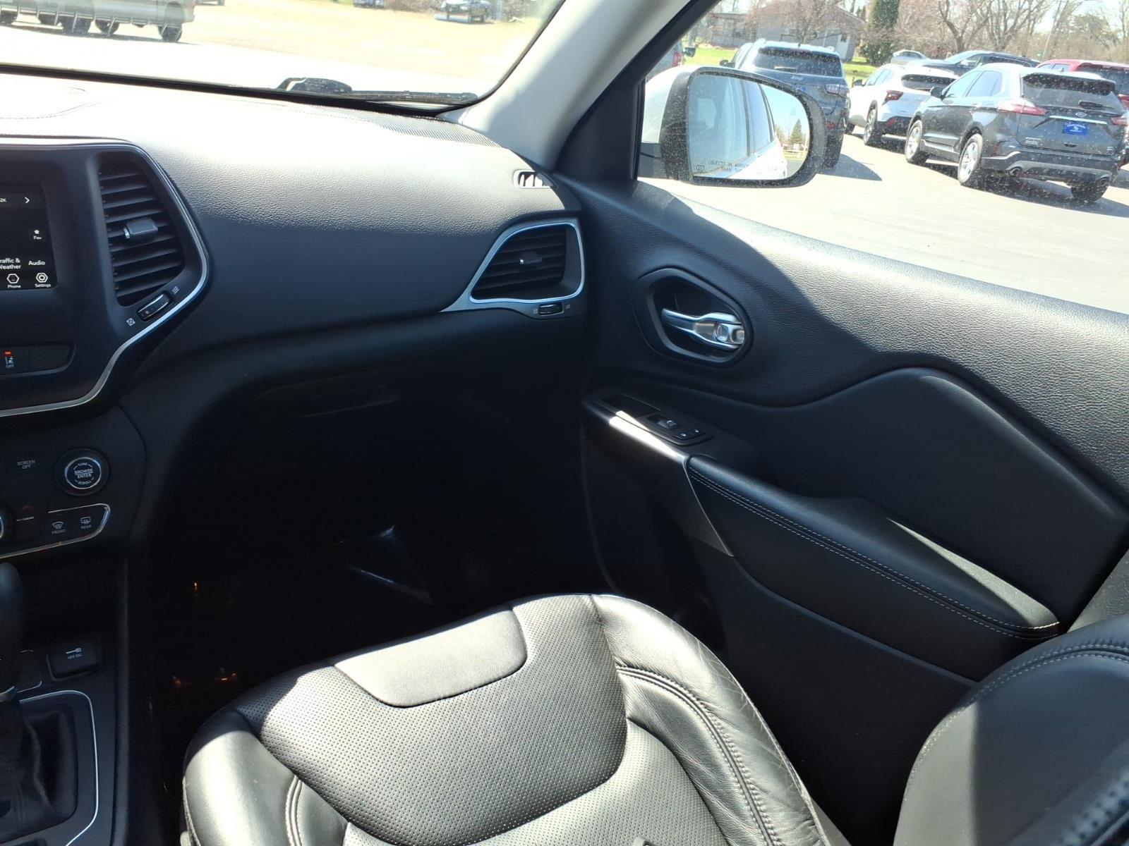 2021 Jeep Cherokee Latitude Lux:6409A