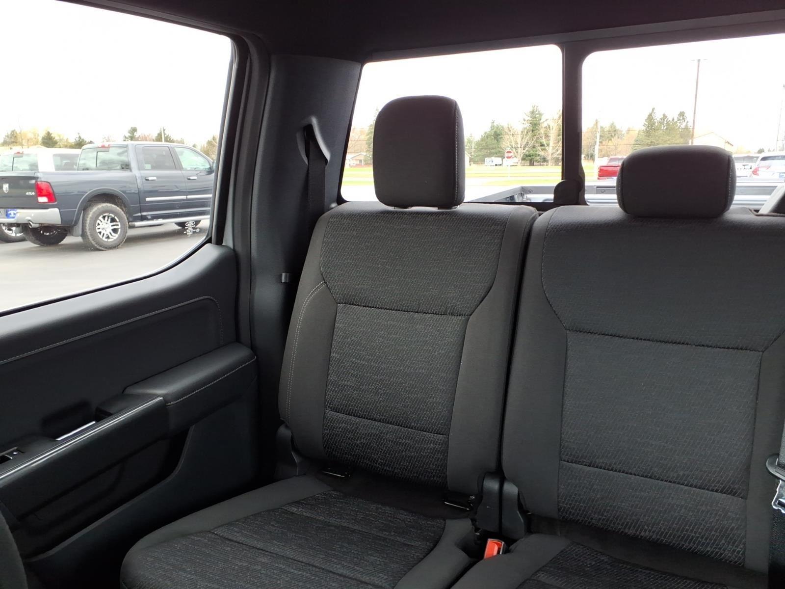2023 Ford F-150 XLT:6455