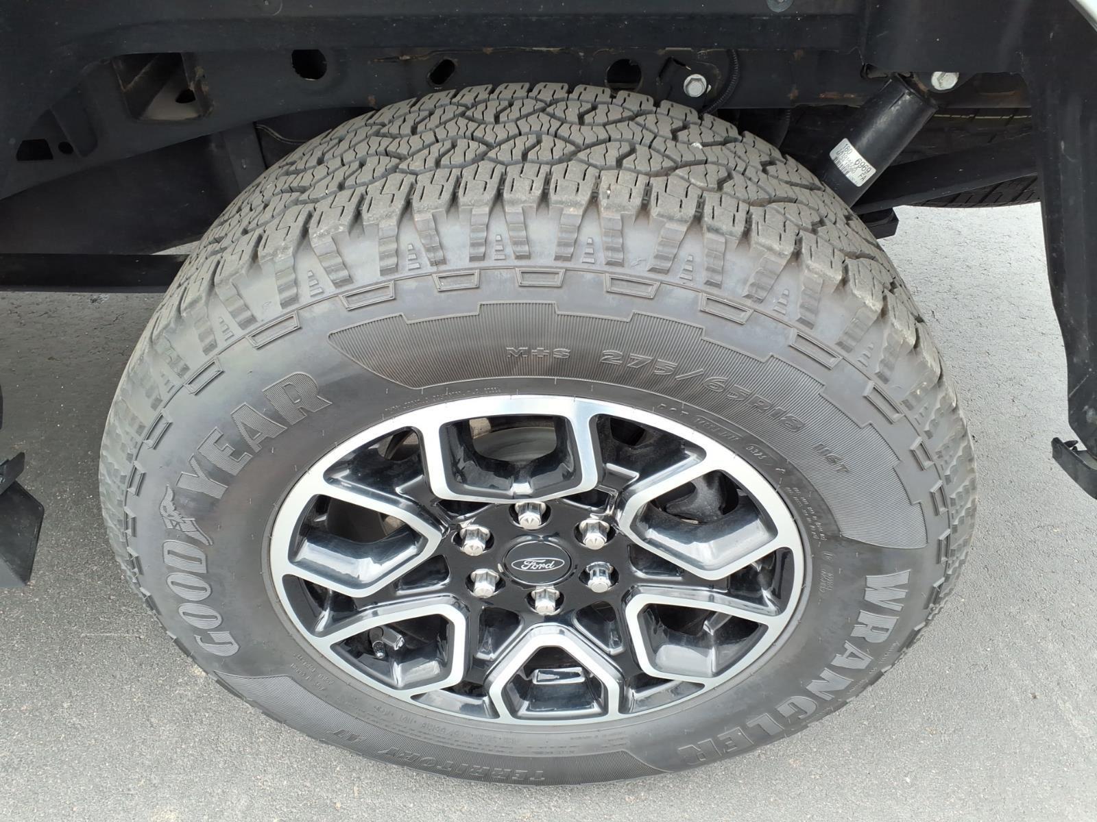2023 Ford F-150 XLT:6455