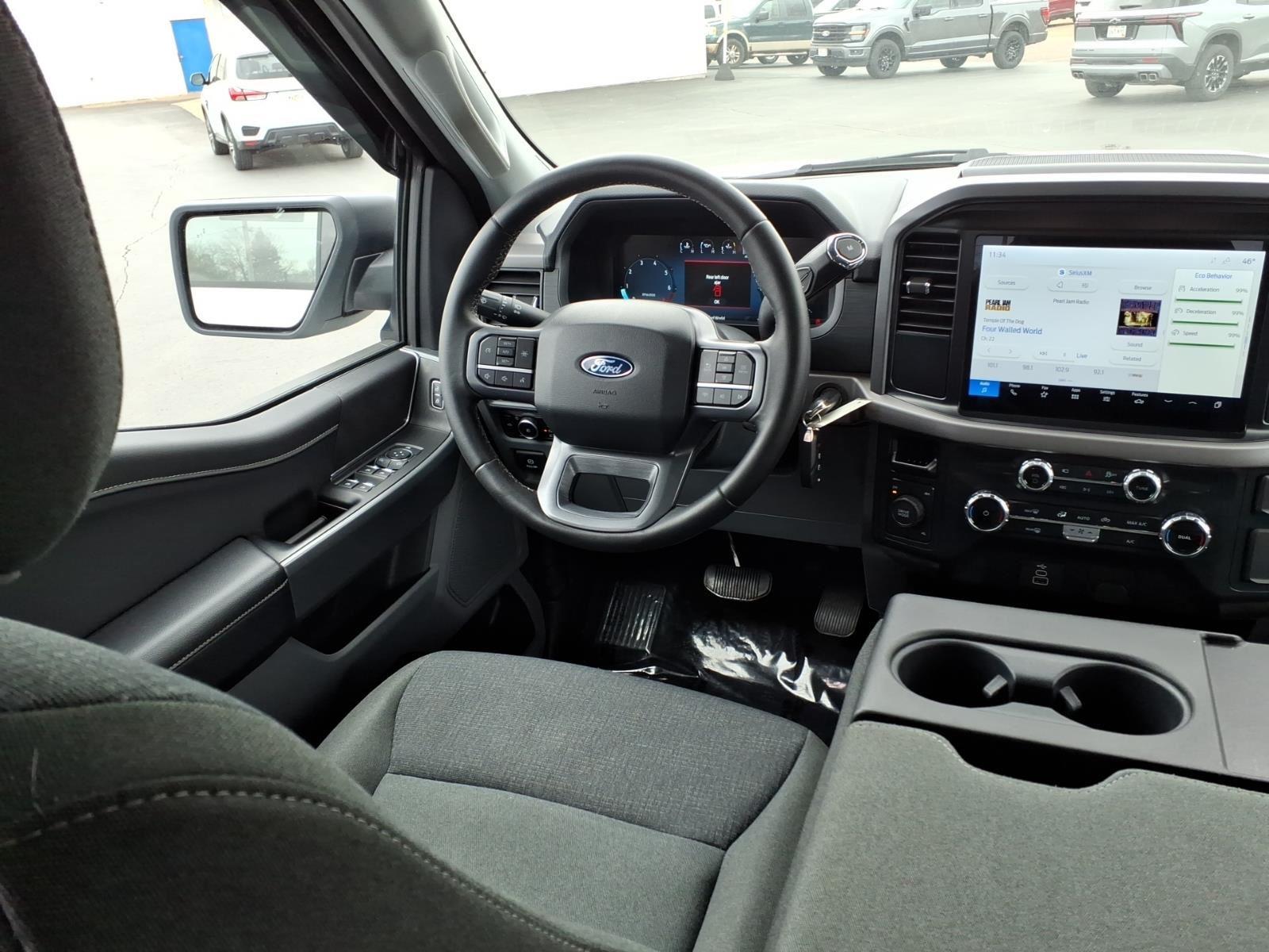 2025 Ford F-150 XLT:6445