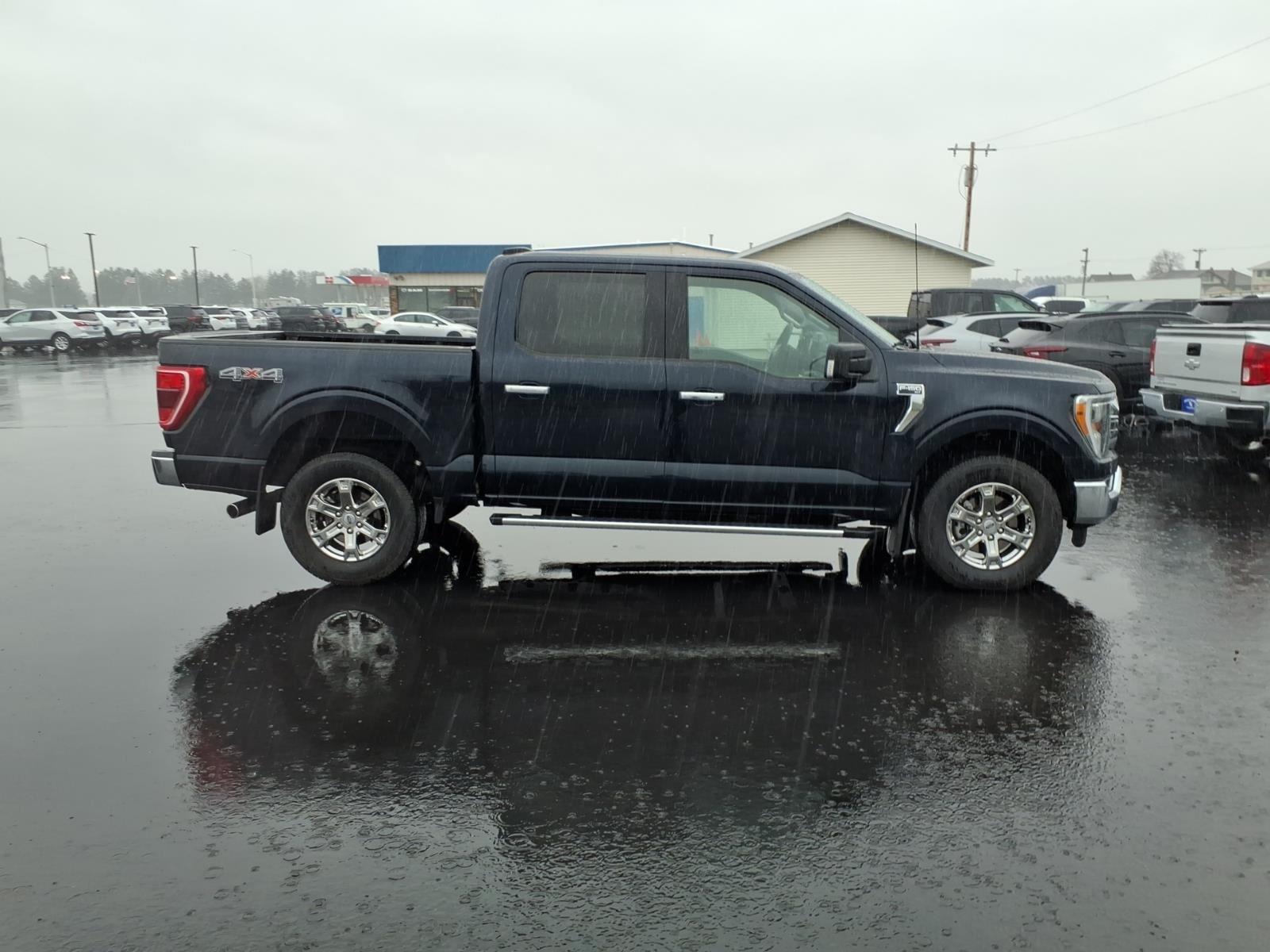 2023 Ford F-150 XLT:6454