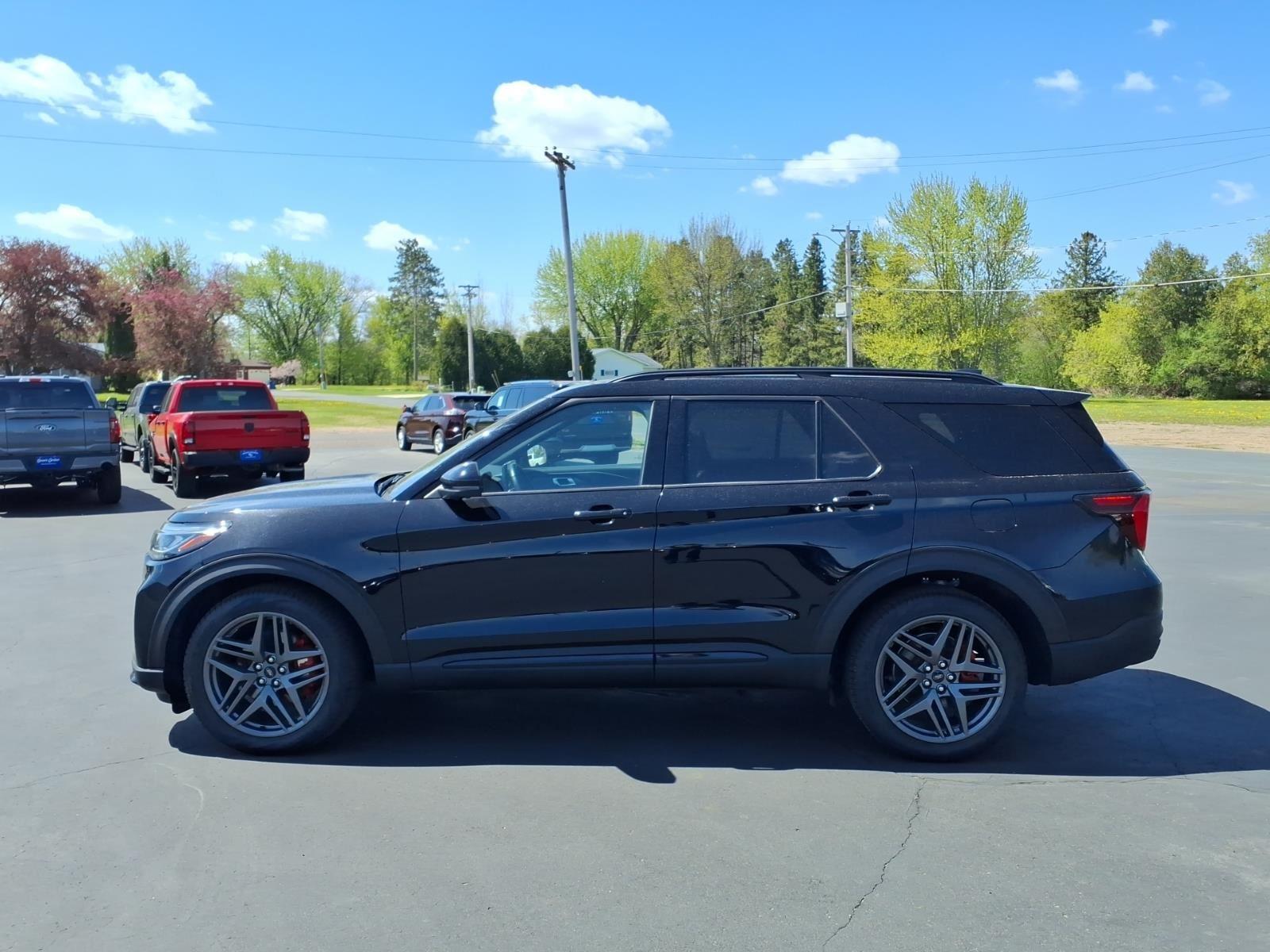 2025 Ford Explorer ST:6460