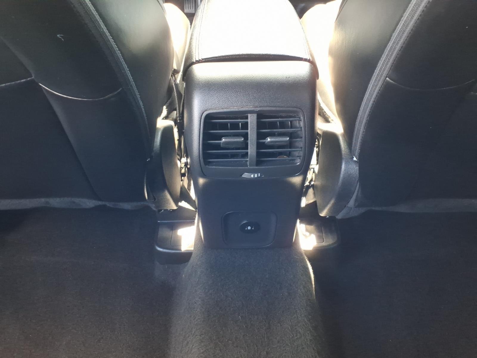 2025 Ford Escape ST-Line Select:6452