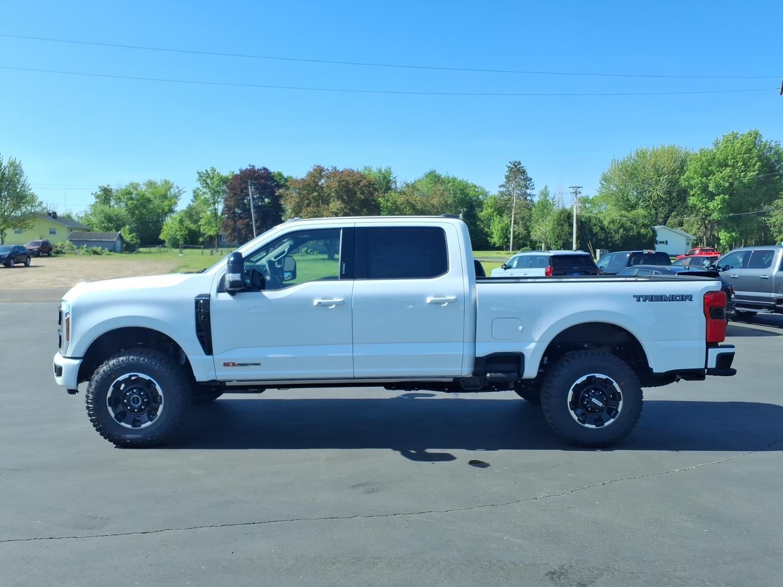 2026 Ford Super Duty F-350 Platinum:94524