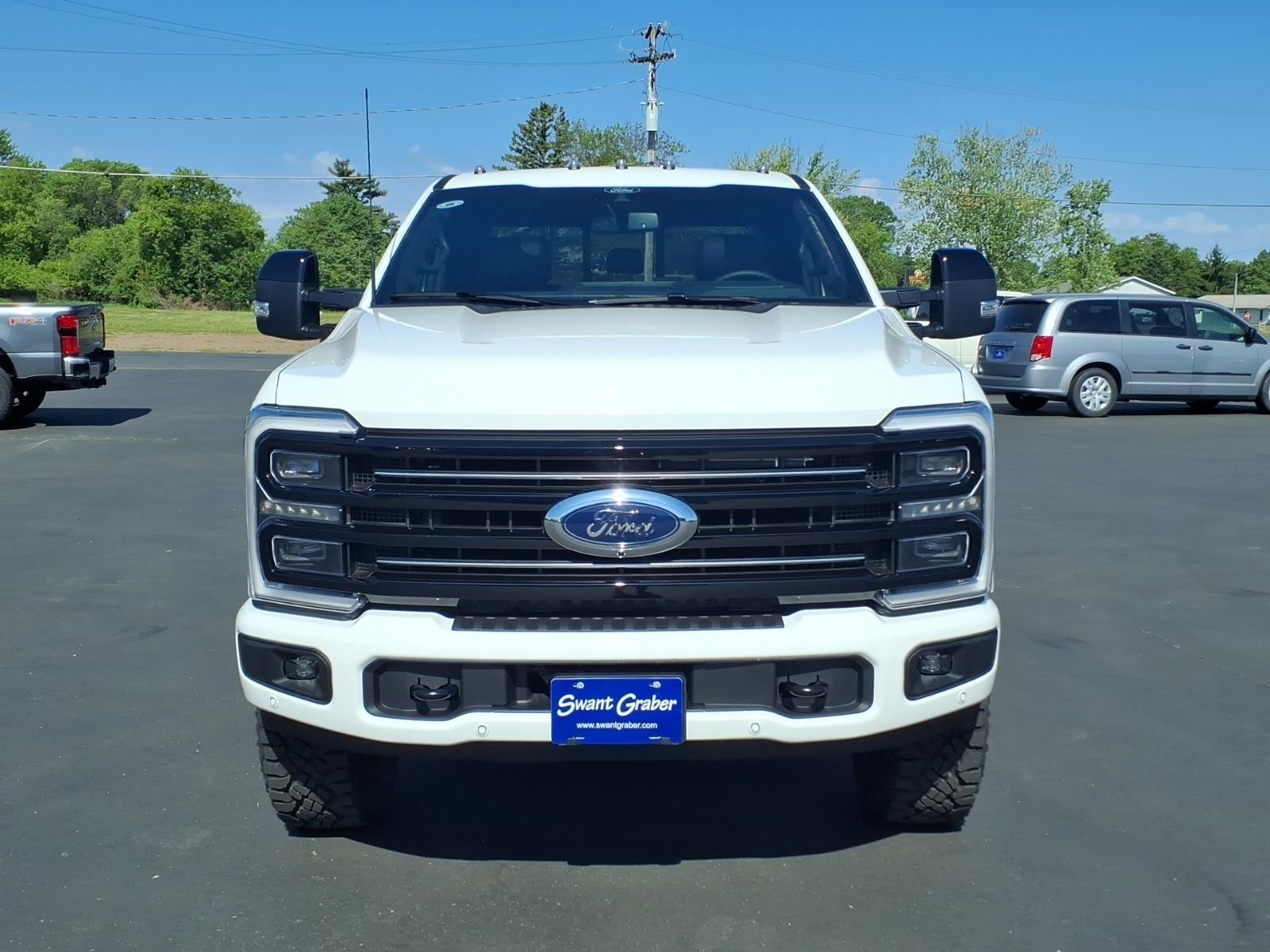 2026 Ford Super Duty F-350 Platinum:94524