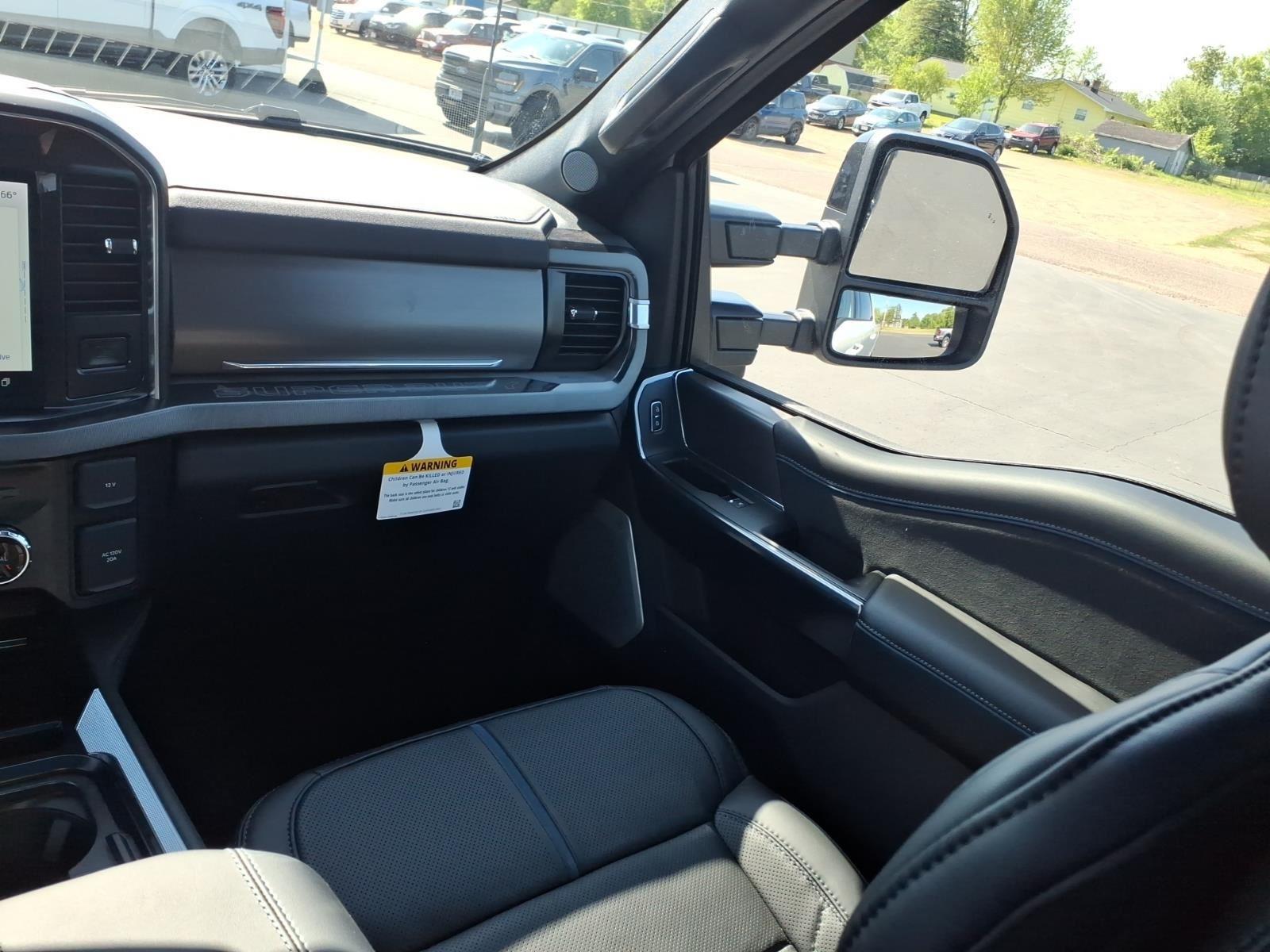 2026 Ford Super Duty F-350 Platinum:94524