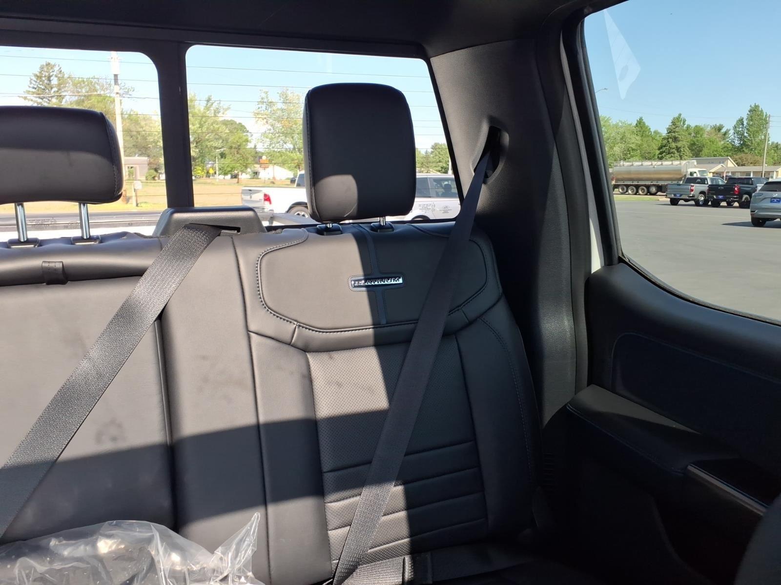 2026 Ford Super Duty F-350 Platinum:94524