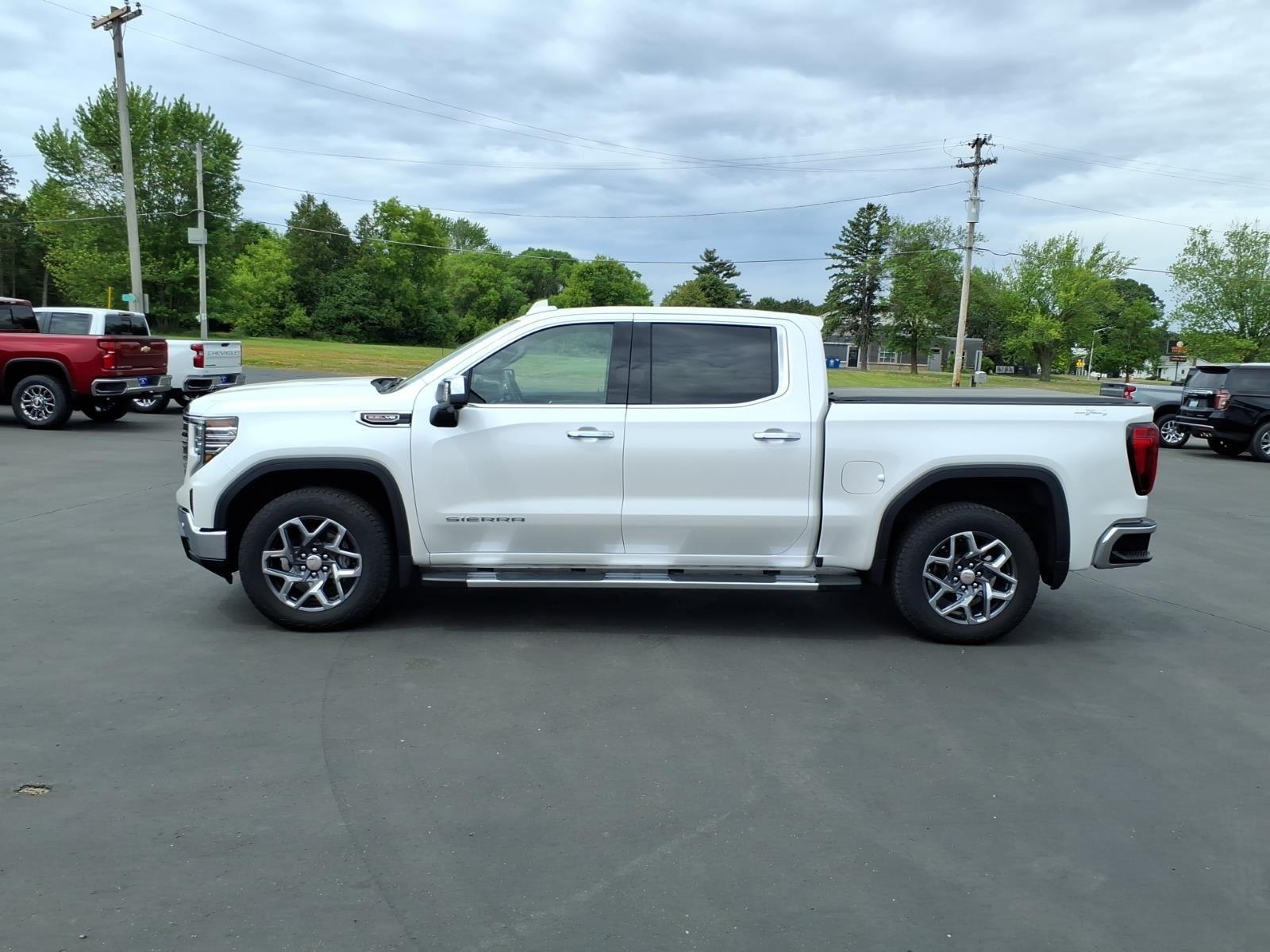 2025 GMC Sierra 1500 SLT:94518A
