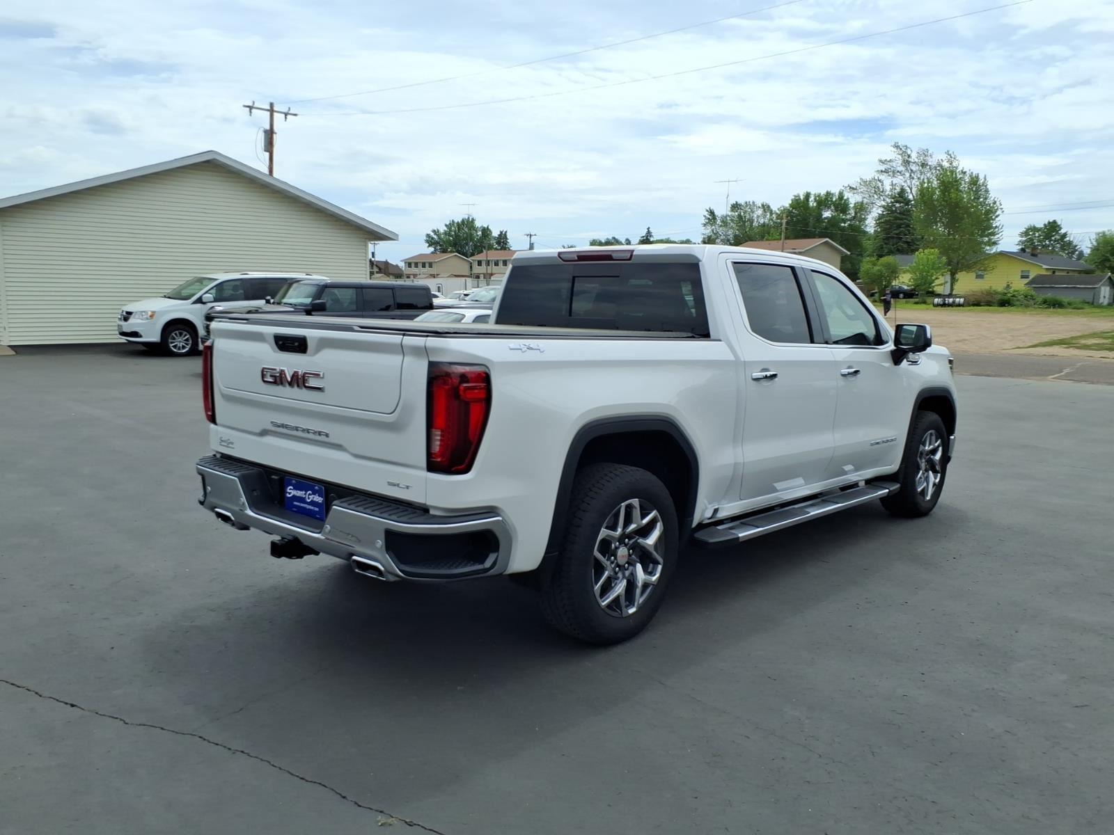 2025 GMC Sierra 1500 SLT:94518A