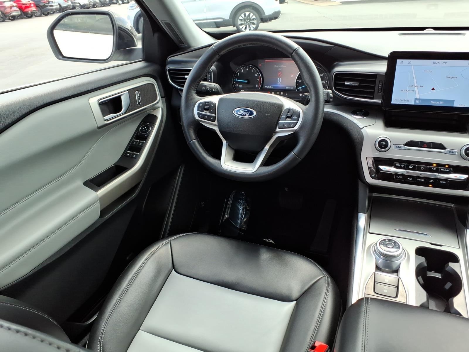 2023 Ford Explorer XLT:6467