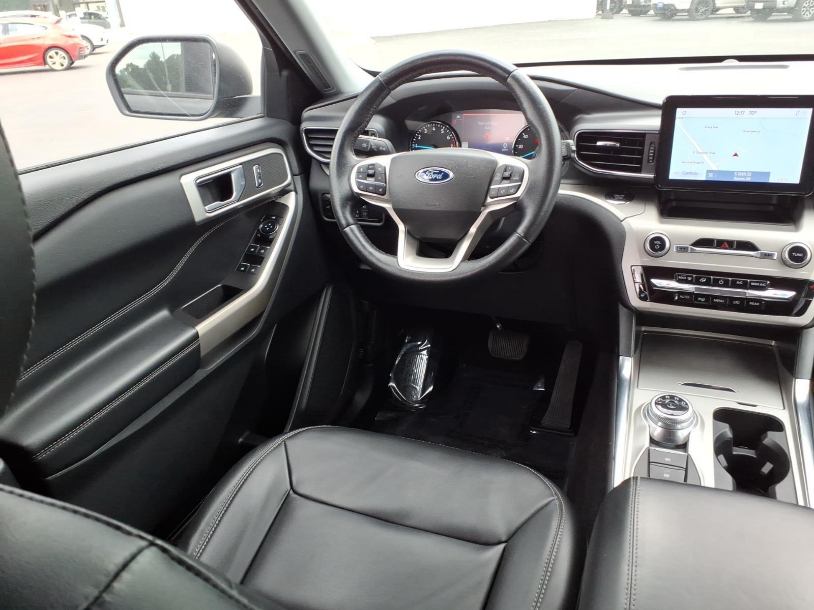 2022 Ford Explorer XLT:6466