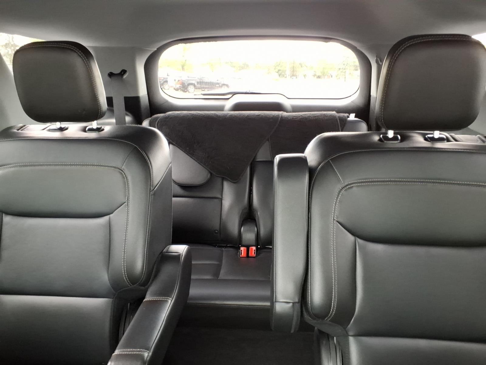 2022 Ford Explorer XLT:6466