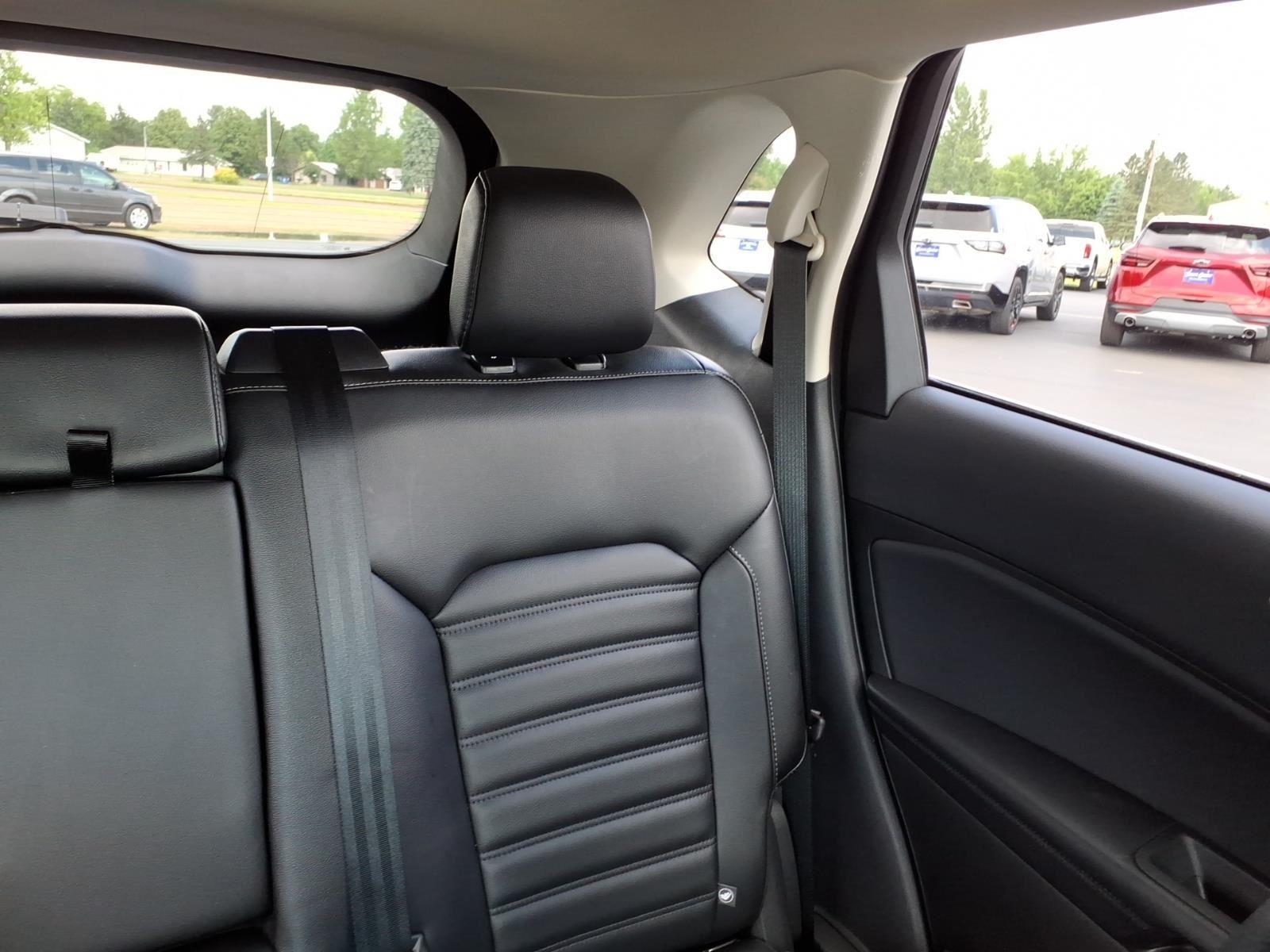 2023 Ford Edge SEL:6468