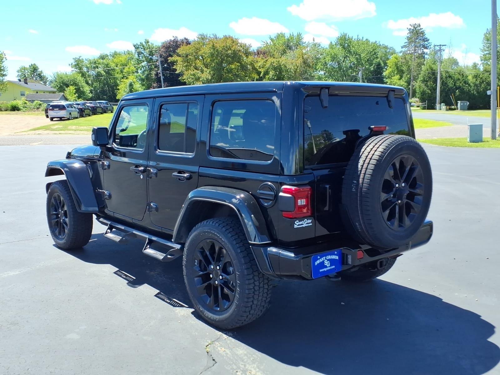 2022 Jeep Wrangler Unlimited High Altitude:94527A