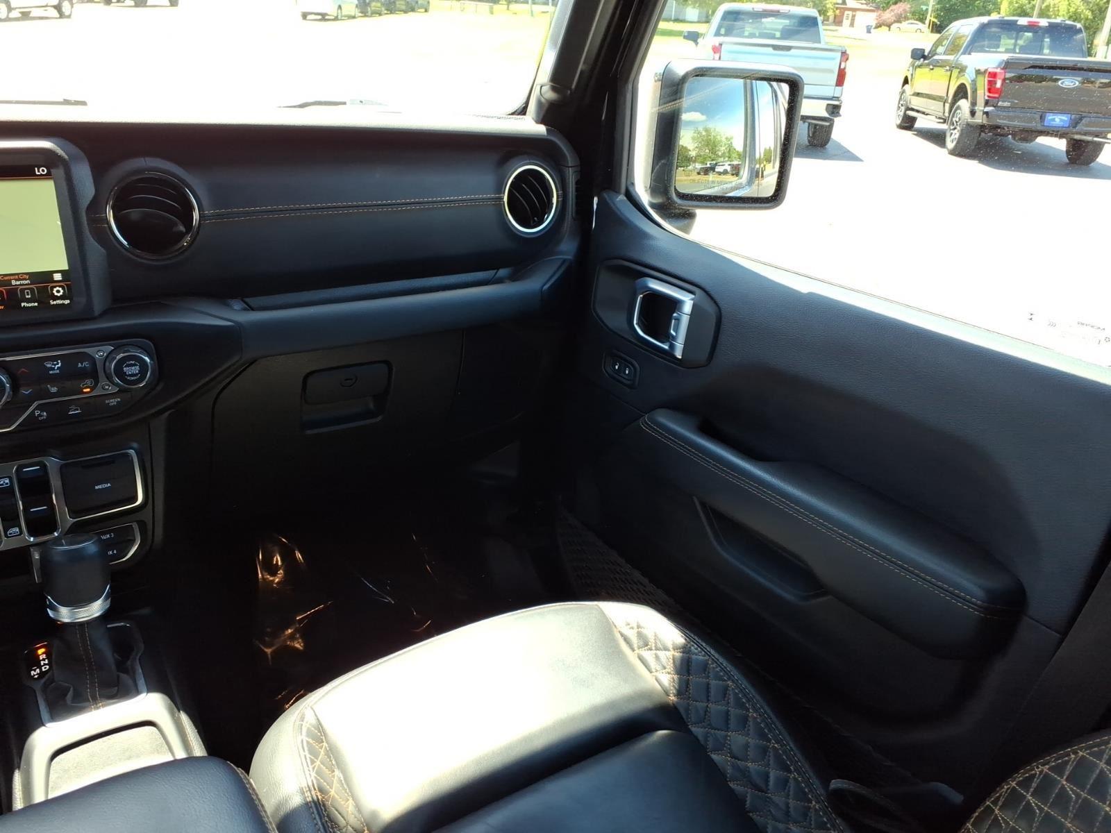 2022 Jeep Wrangler Unlimited High Altitude:94527A