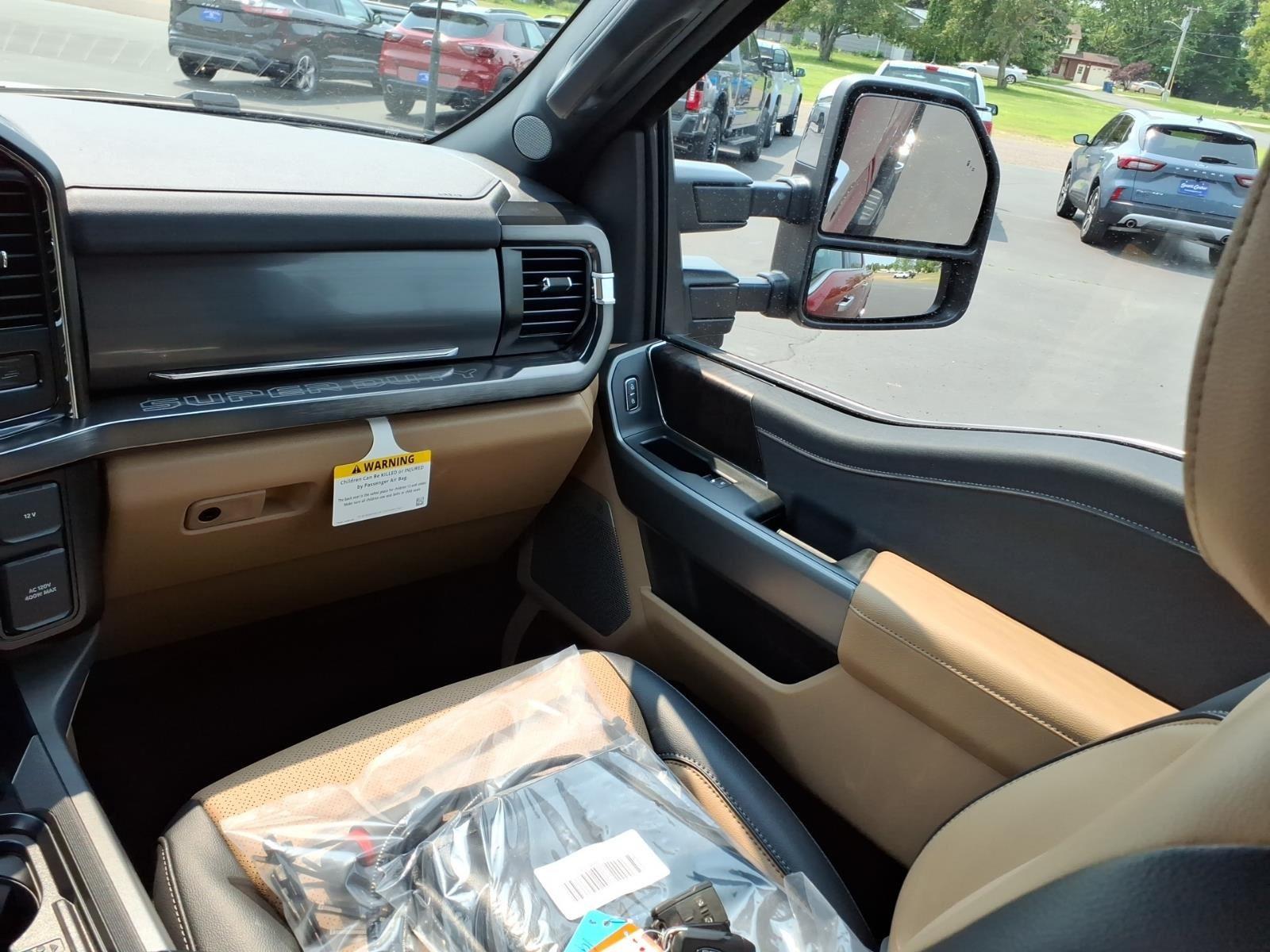 2026 Ford Super Duty F-350 SRW LARIAT:94537
