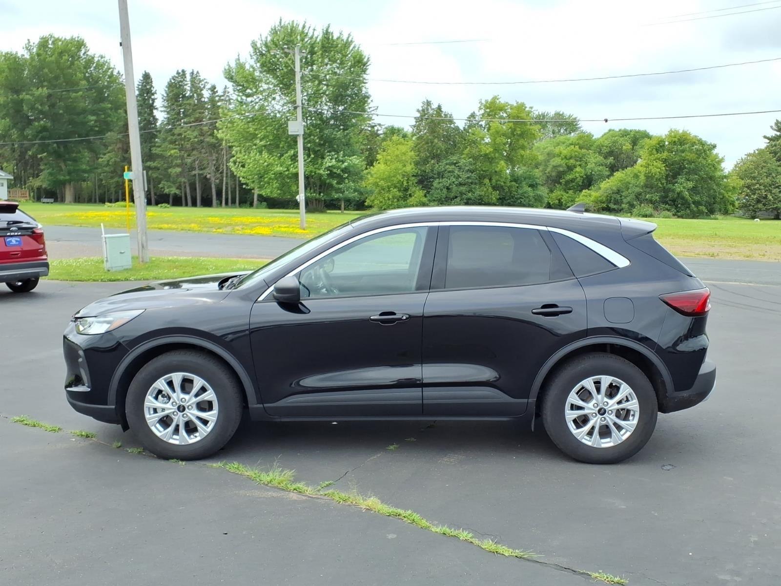 2023 Ford Escape Active:6480