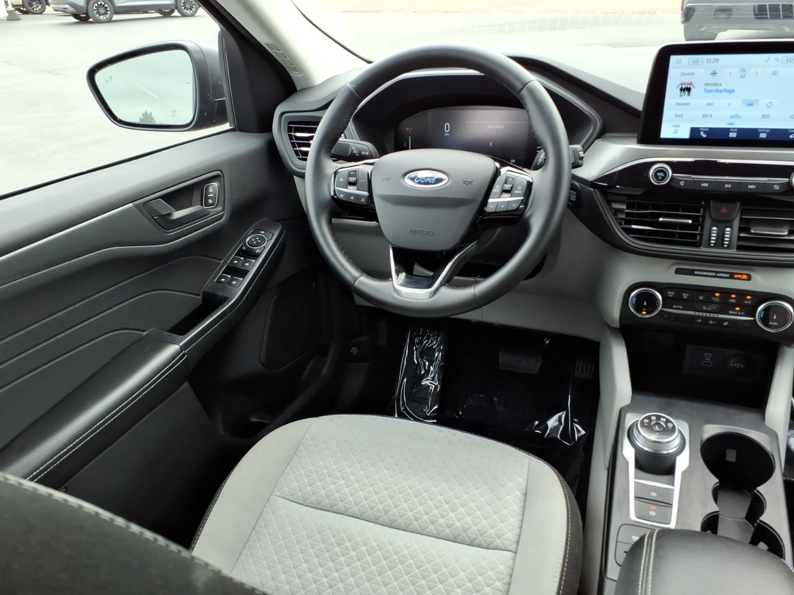 2023 Ford Escape Active:6480