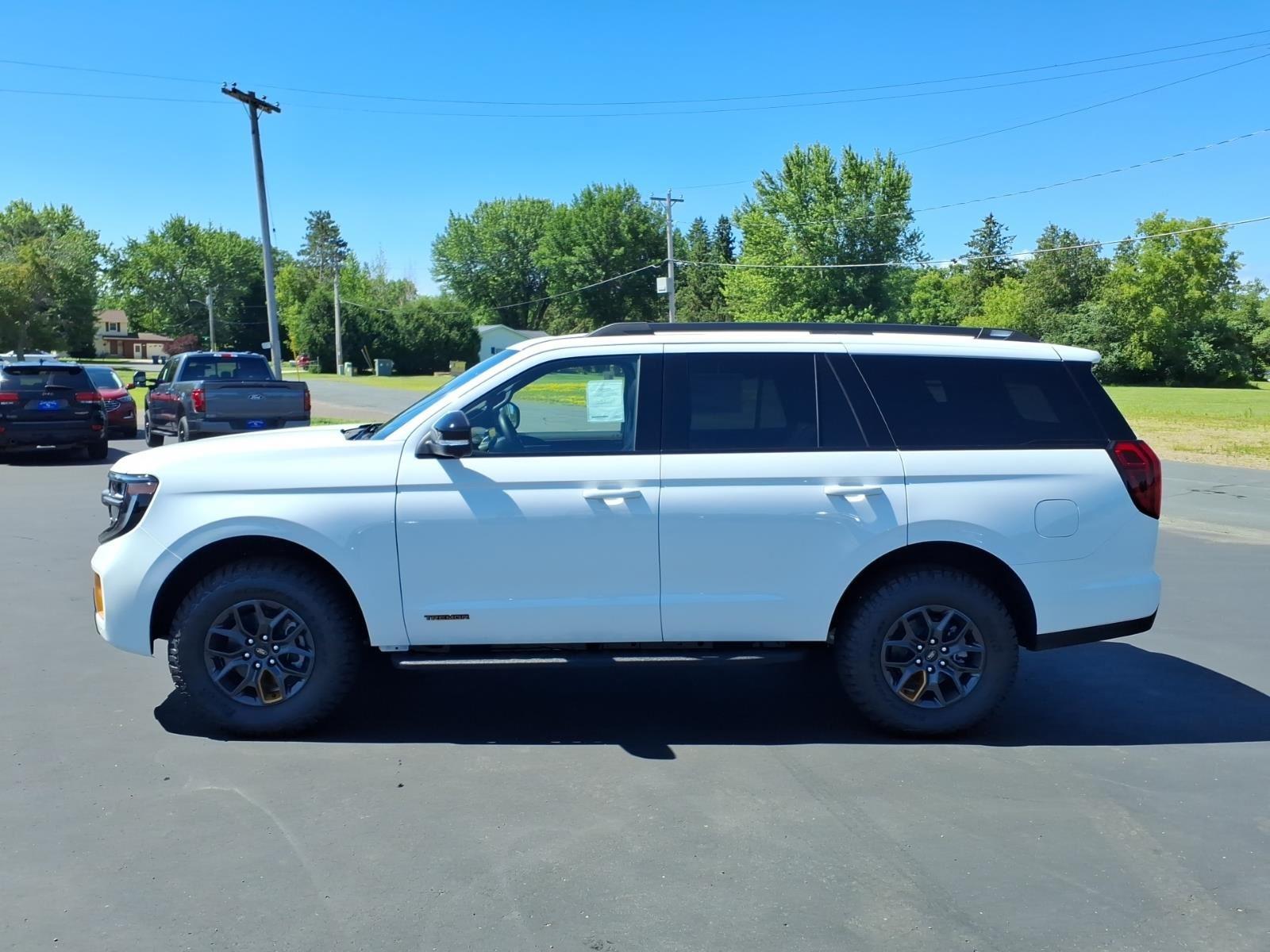 2027 Ford Expedition Tremor:94544
