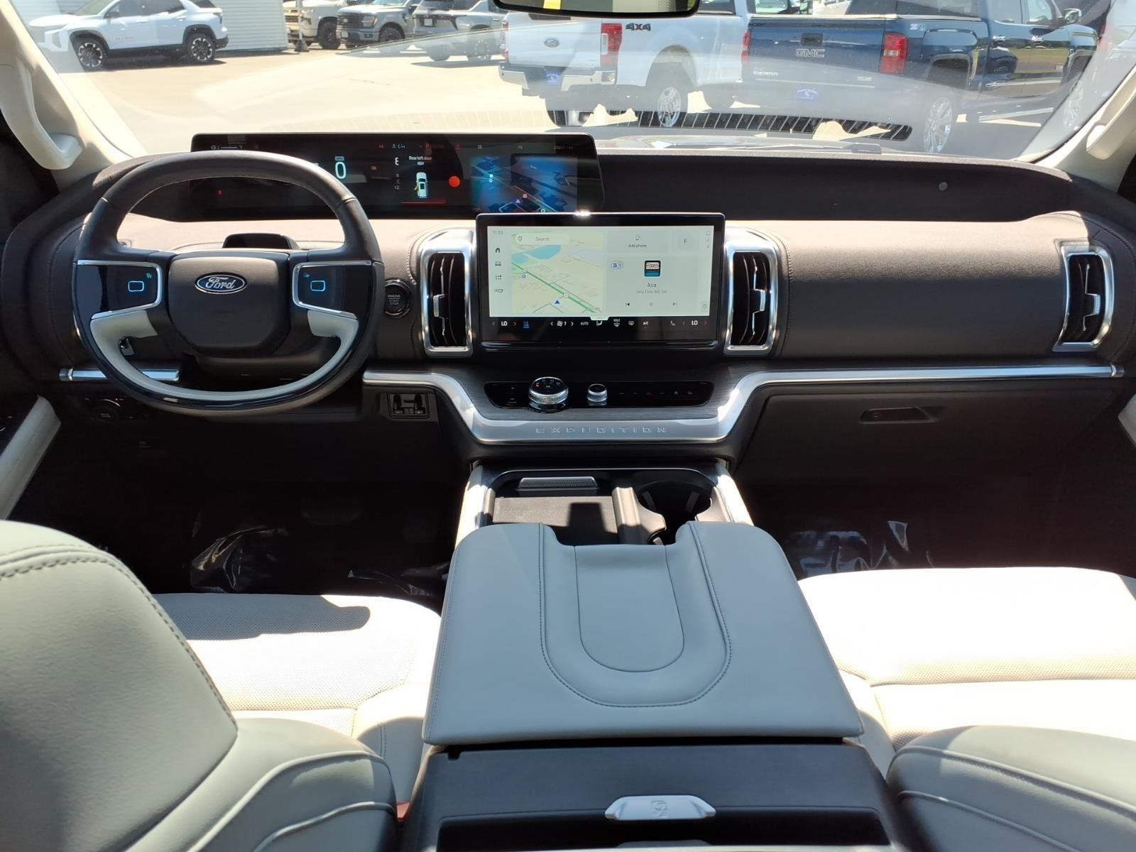 2025 Ford Expedition Platinum:6485
