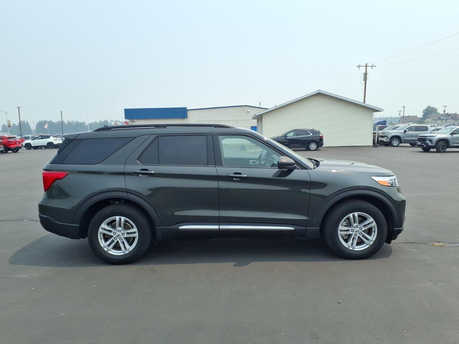 2023 Ford Explorer XLT:6490