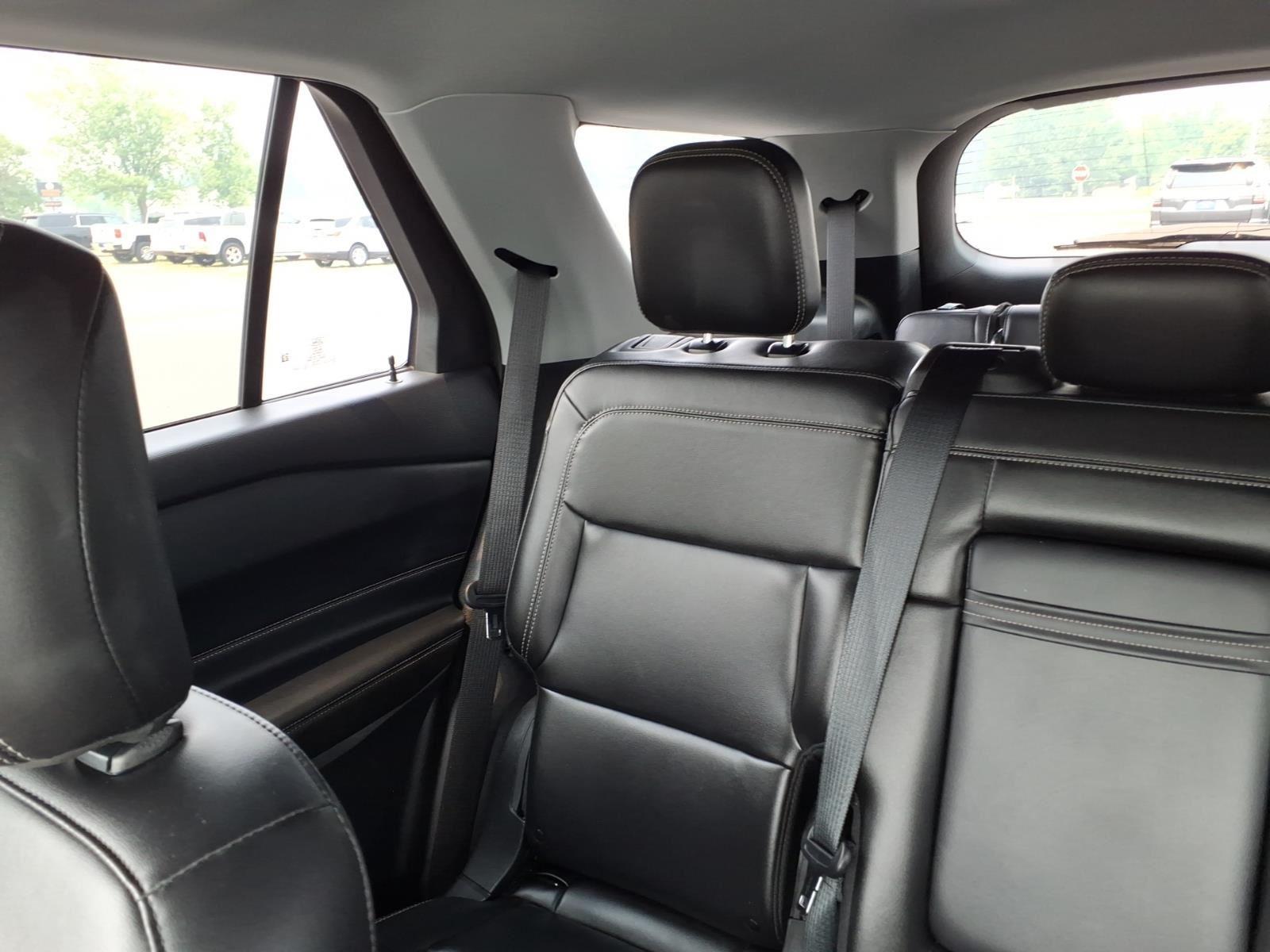 2023 Ford Explorer XLT:6490