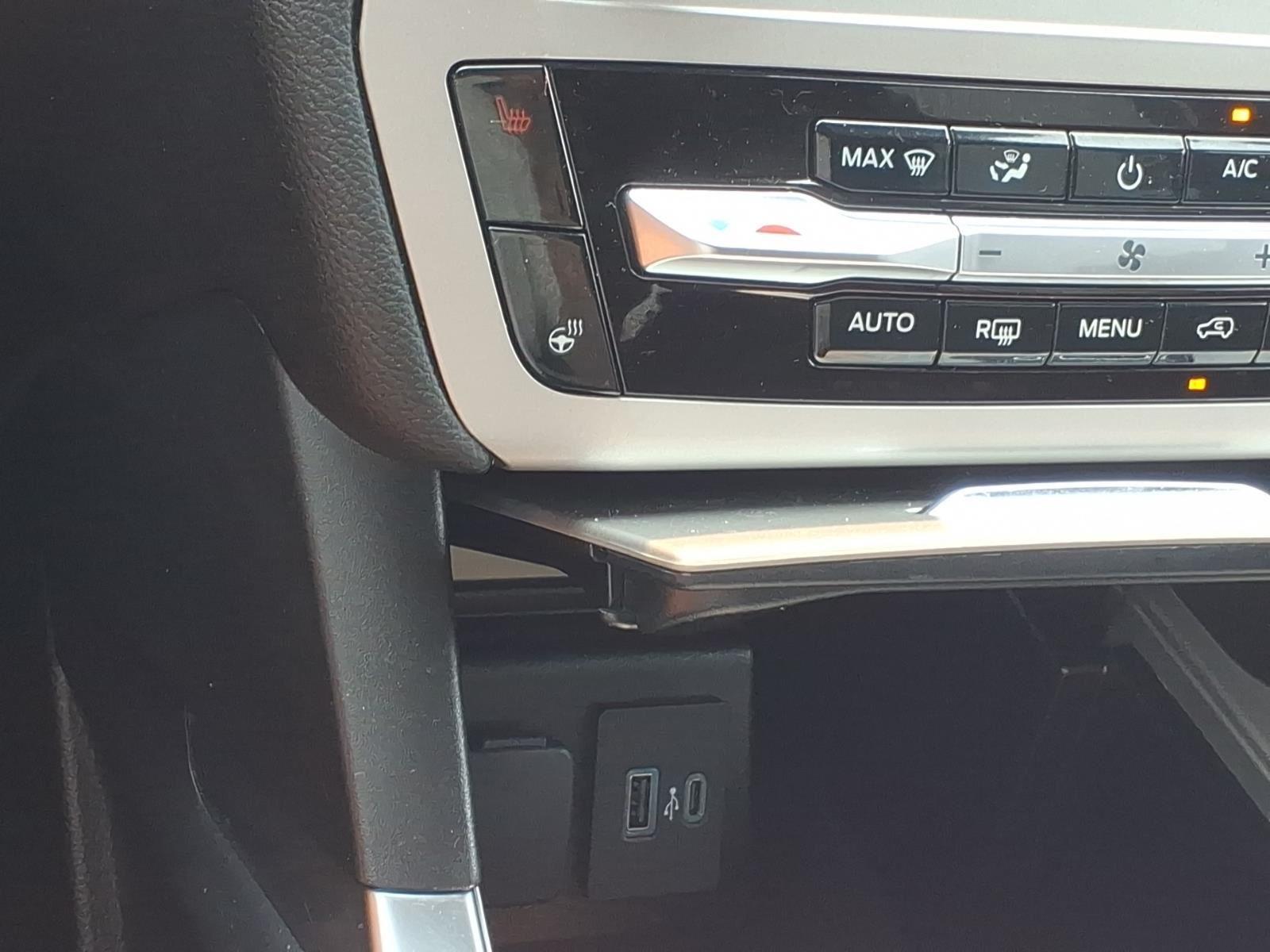 2023 Ford Explorer XLT:6490