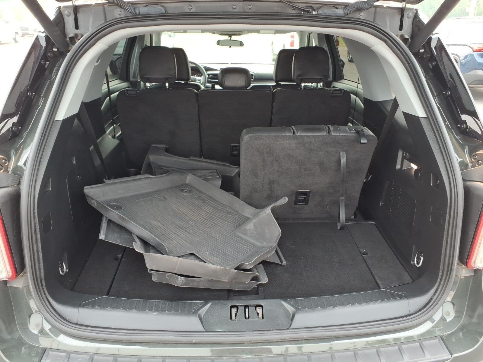 2023 Ford Explorer XLT:6490