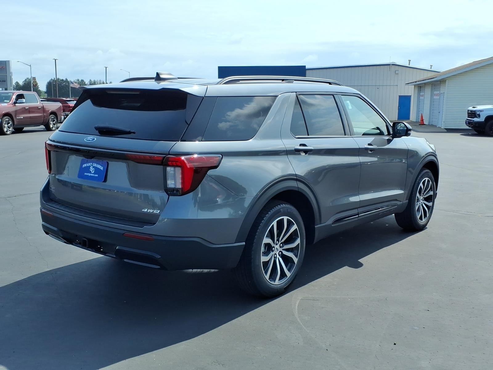 2026 Ford Explorer ST-Line:94549