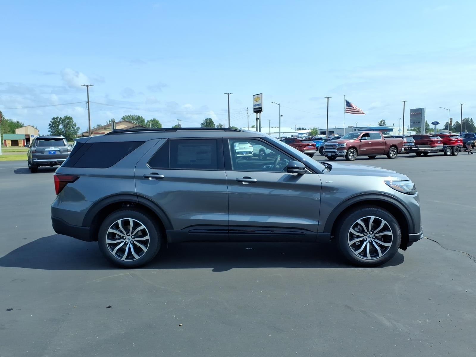 2026 Ford Explorer ST-Line:94549