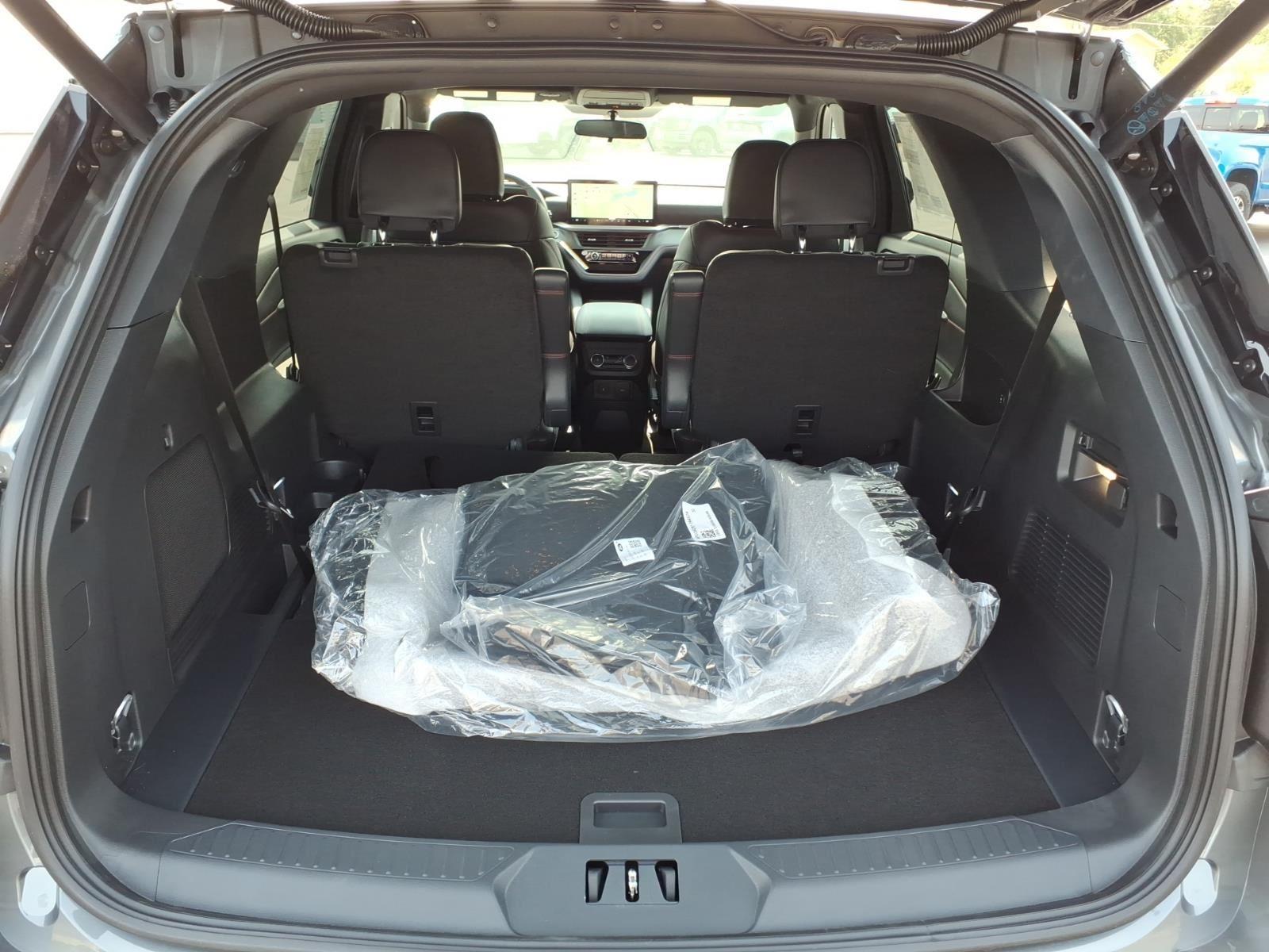 2026 Ford Explorer ST-Line:94549