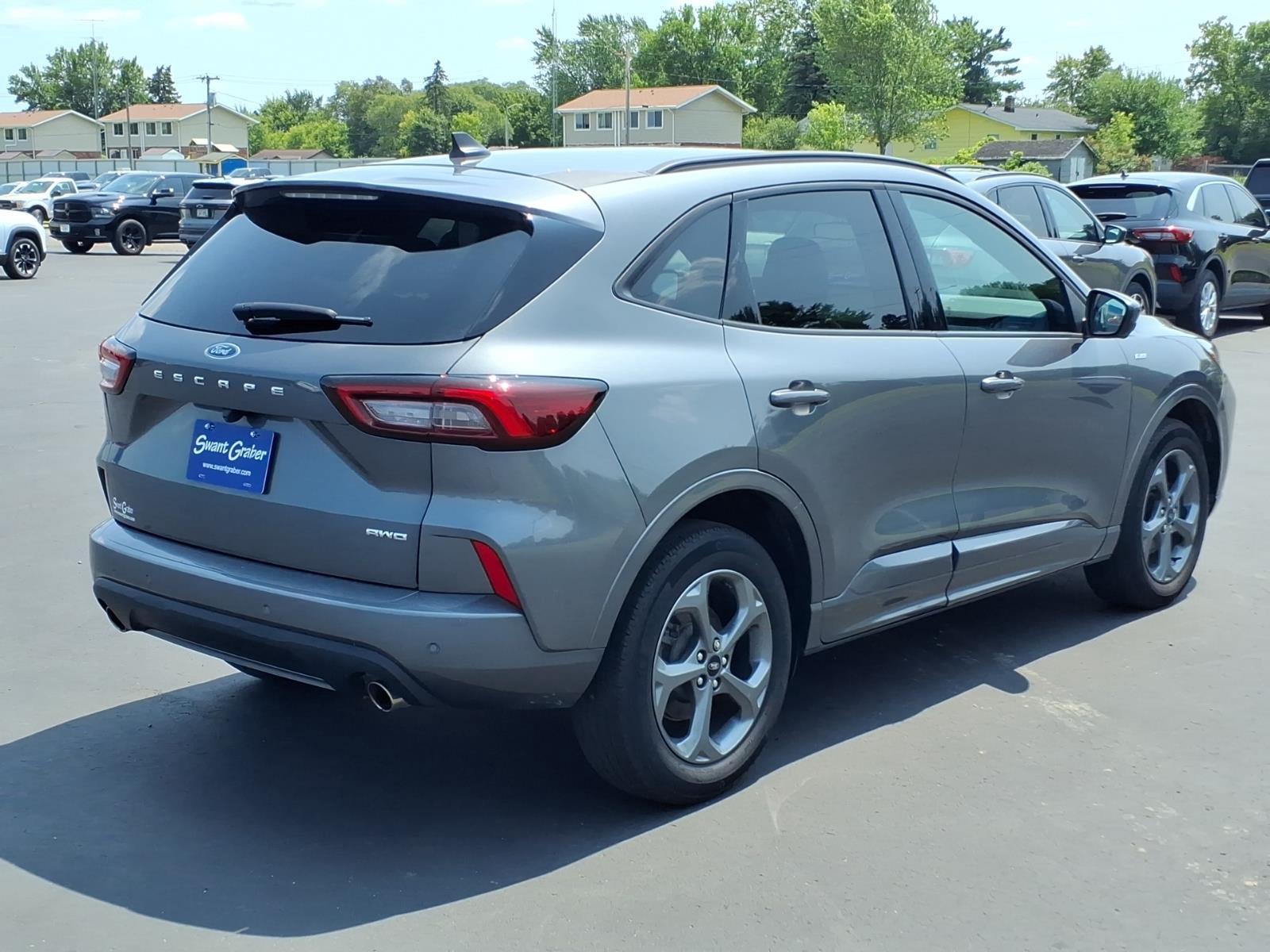 2023 Ford Escape ST-Line Select:6497