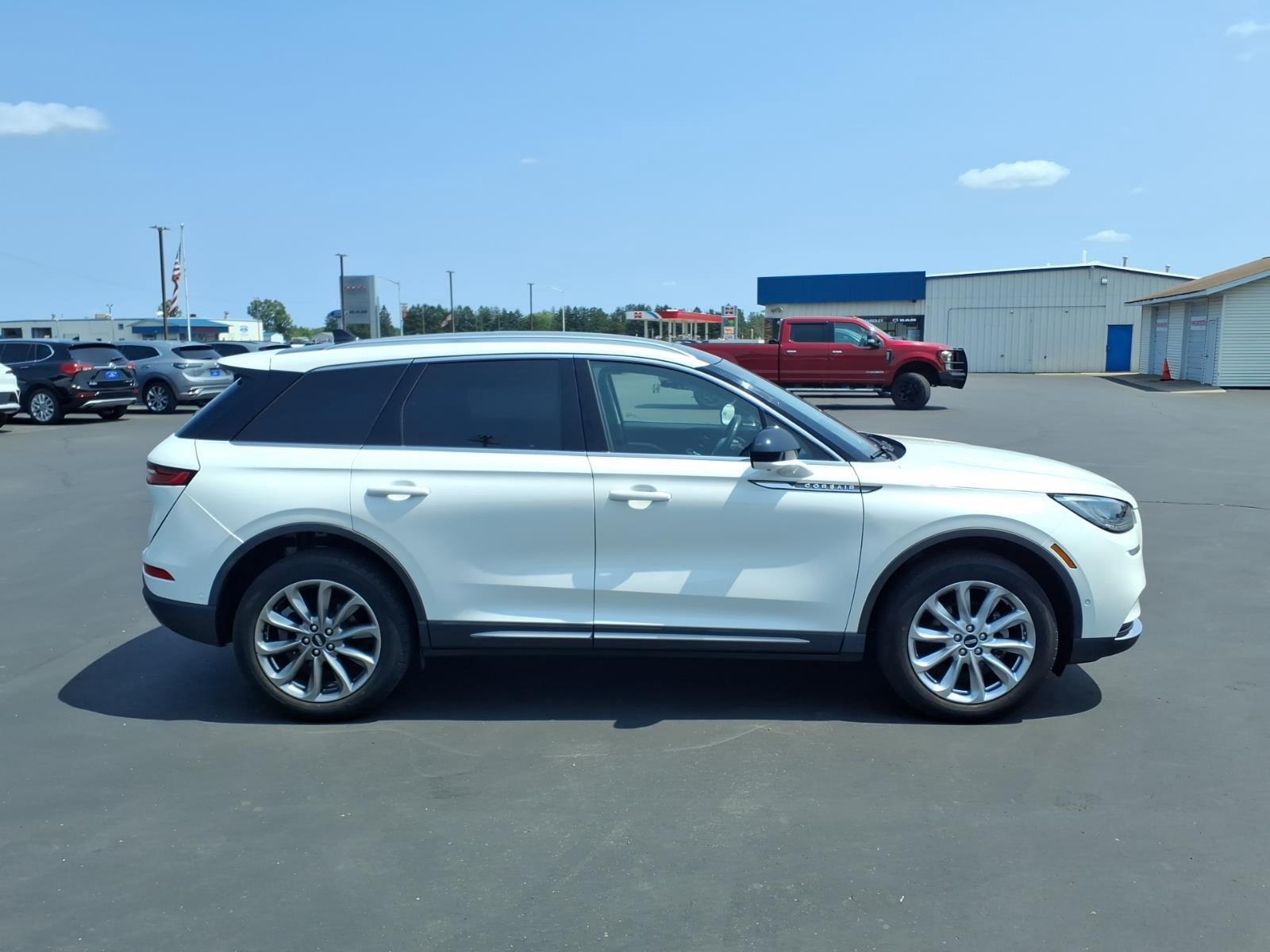 2022 LINCOLN Corsair Standard:6488
