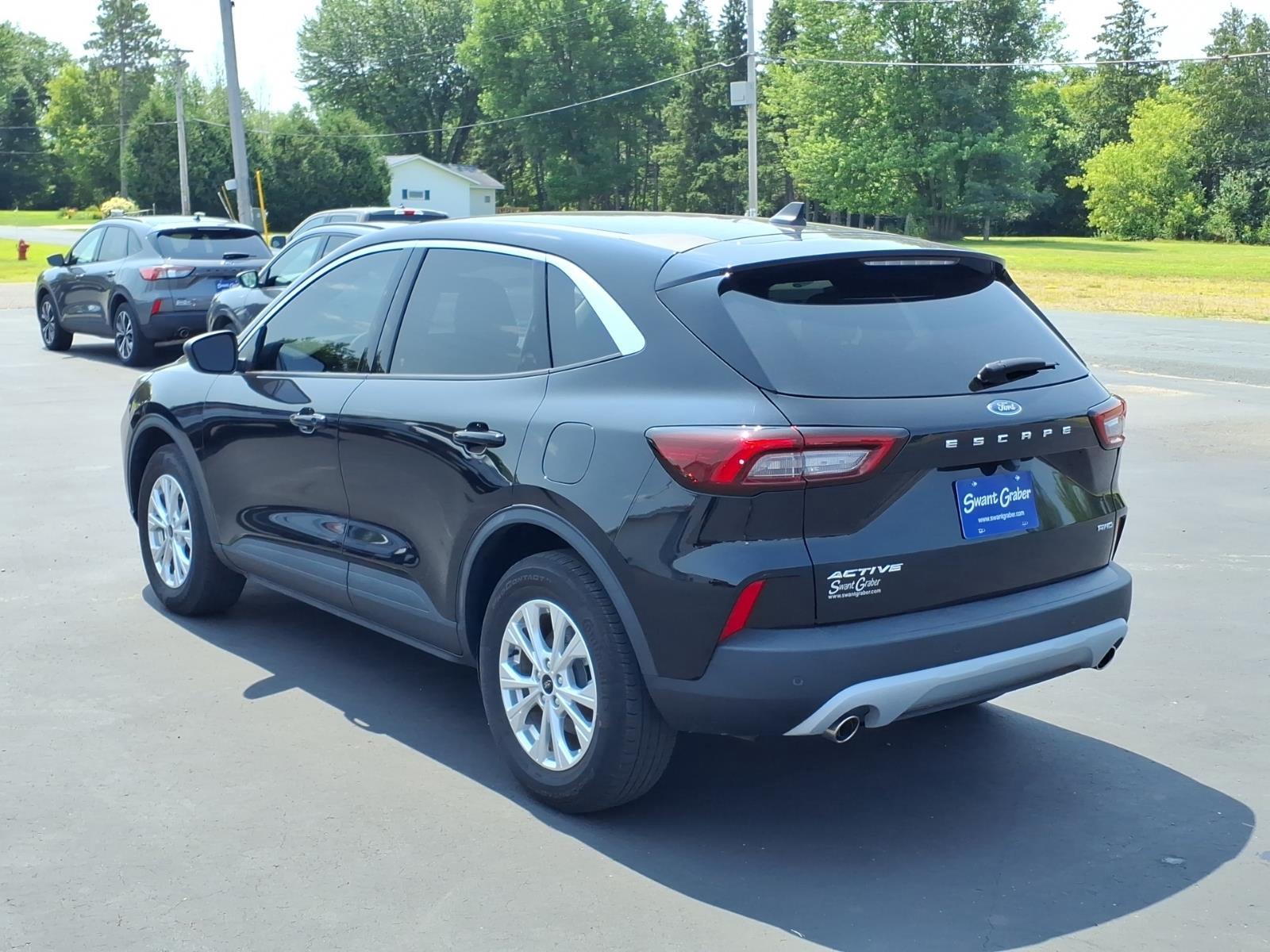 2023 Ford Escape Active:6484