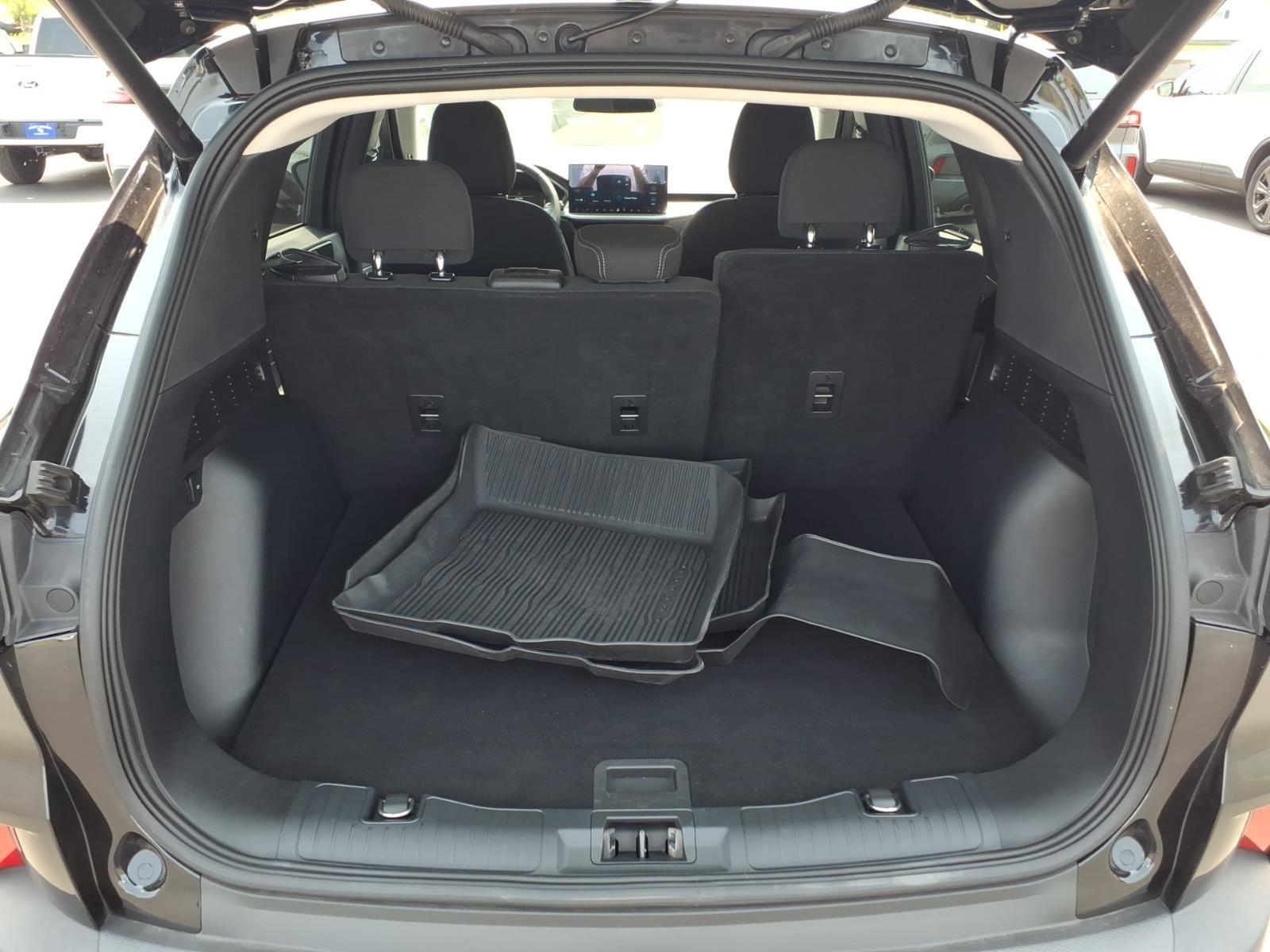 2023 Ford Escape Active:6484