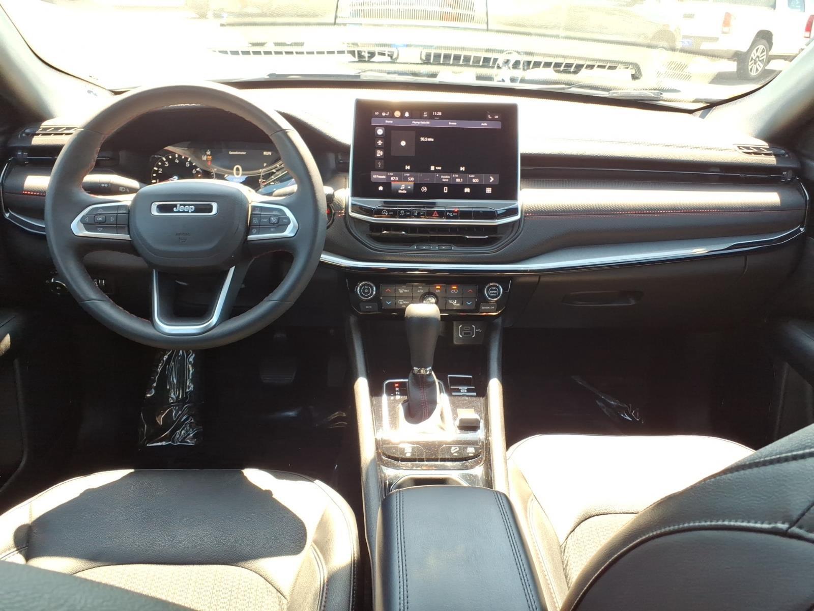 2023 Jeep Compass Trailhawk:6477