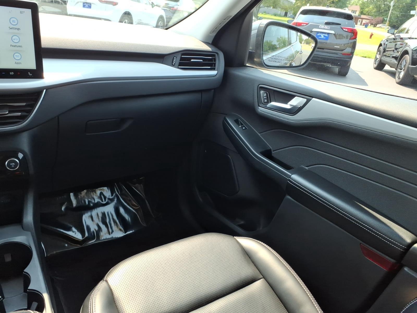 2024 Ford Escape Platinum:6501