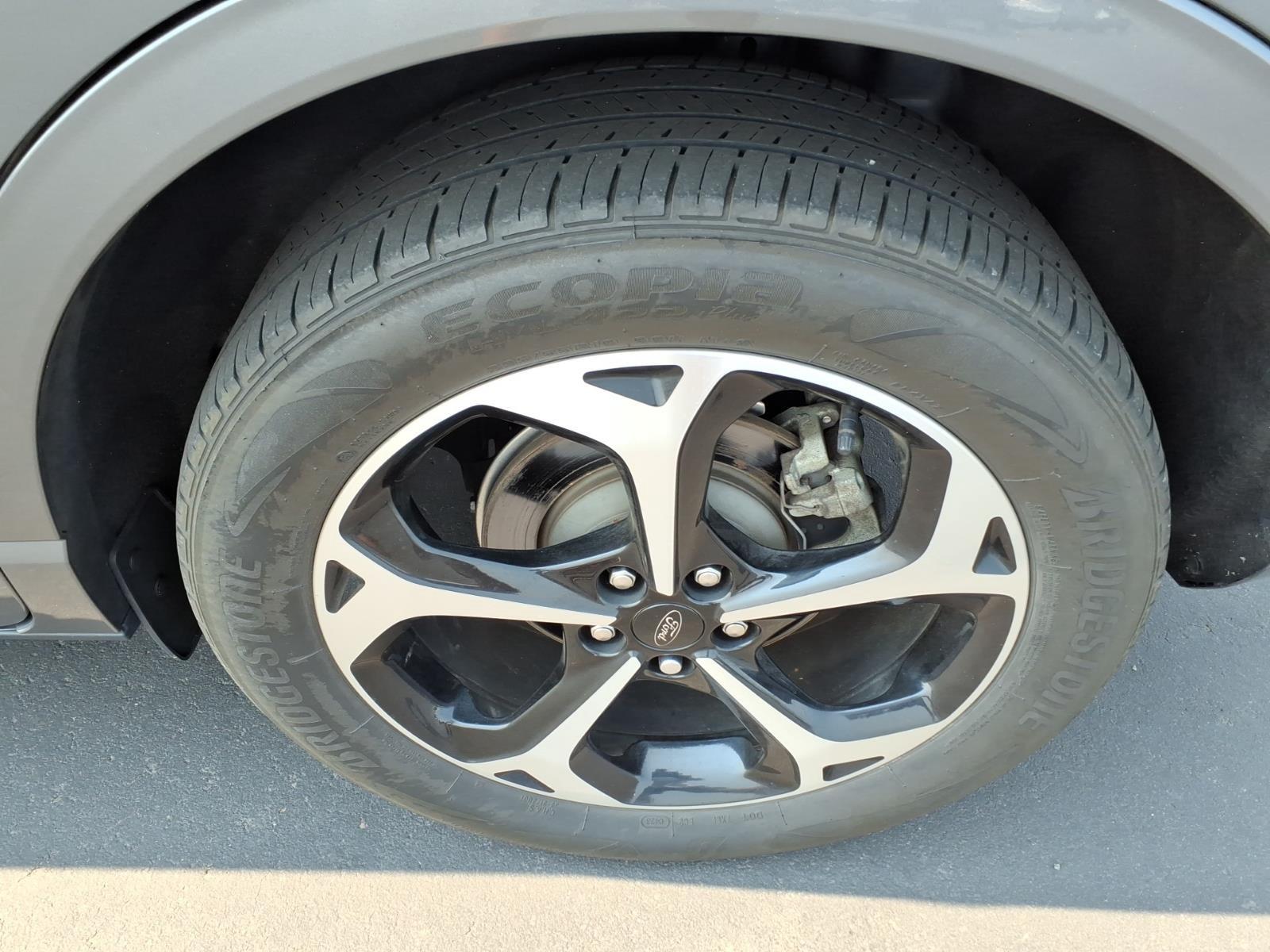 2023 Ford Escape ST-Line Select:6496