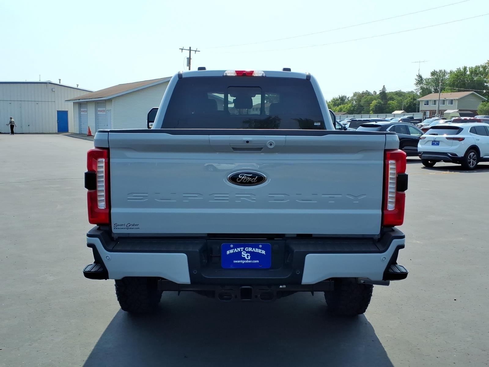2026 Ford Super Duty F-350 SRW LARIAT:94552