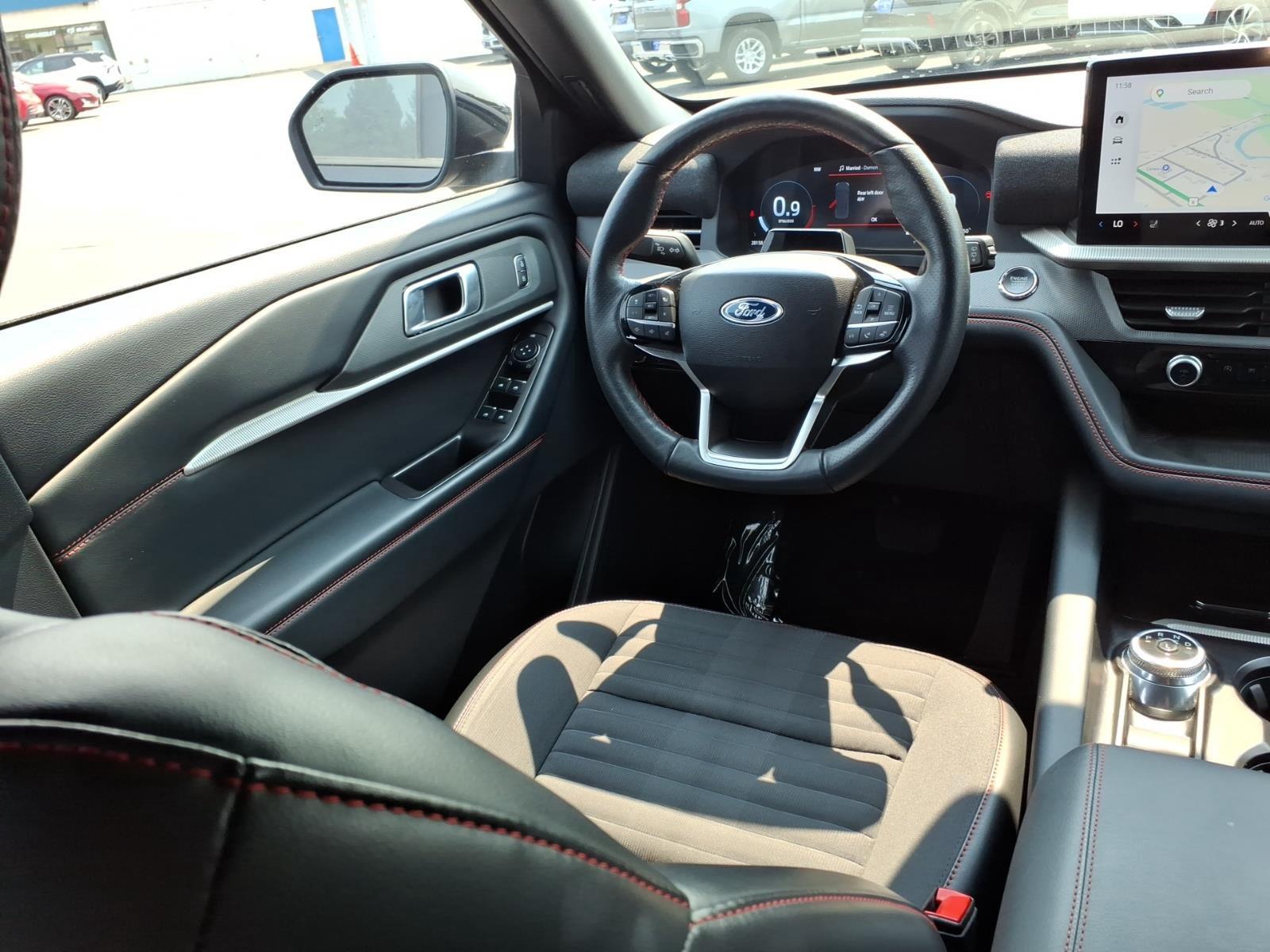 2025 Ford Explorer ST-Line:6489