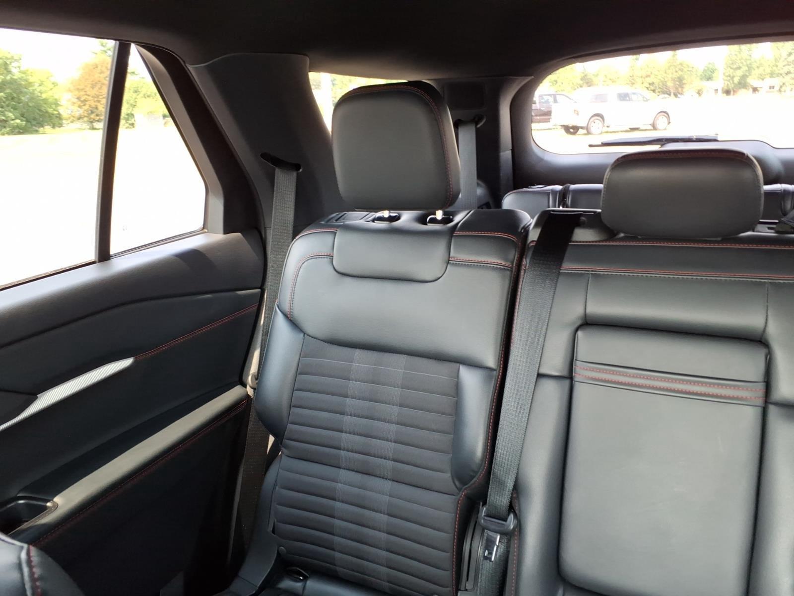 2025 Ford Explorer ST-Line:6489