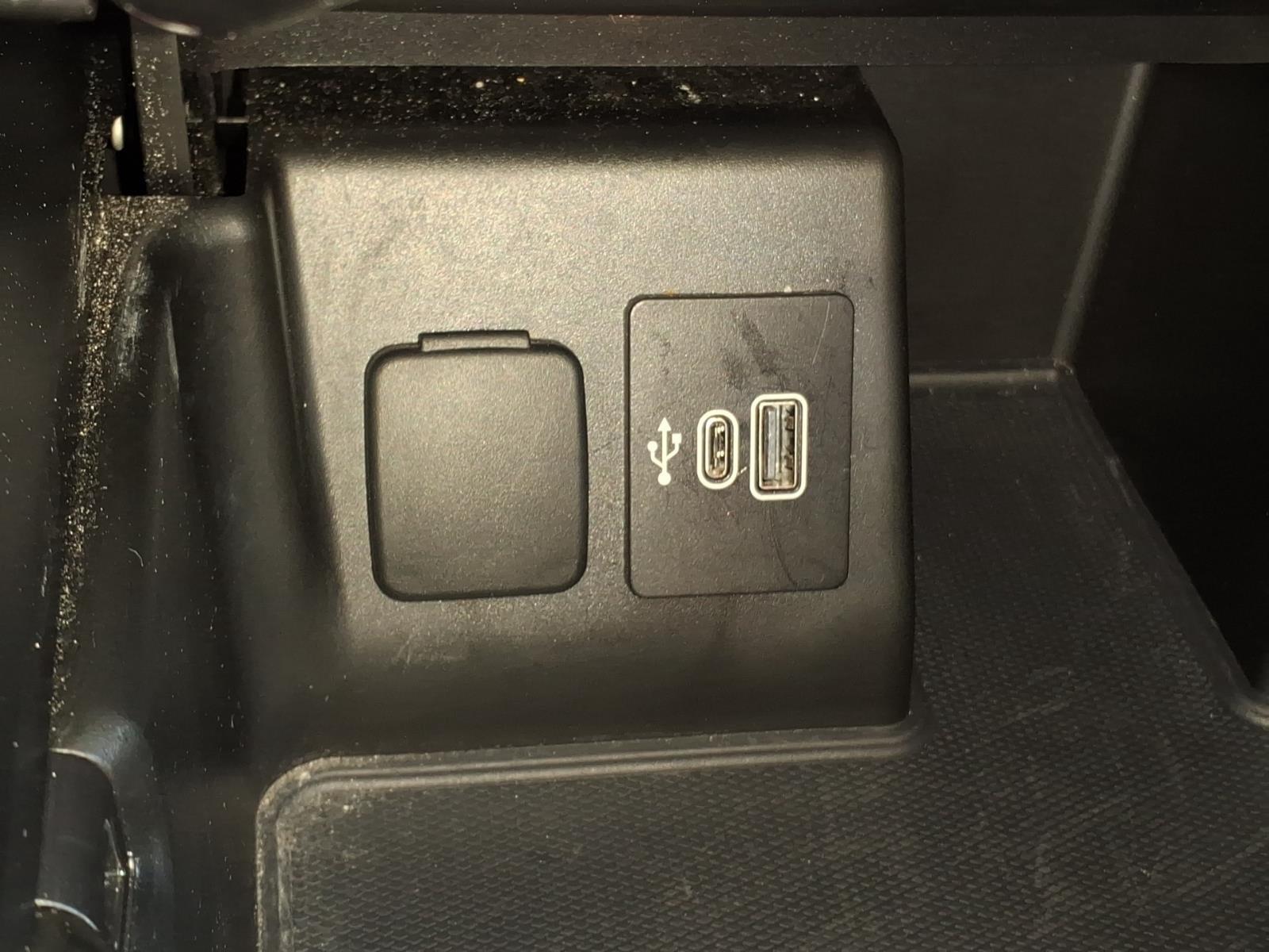 2025 Ford Explorer ST-Line:6489
