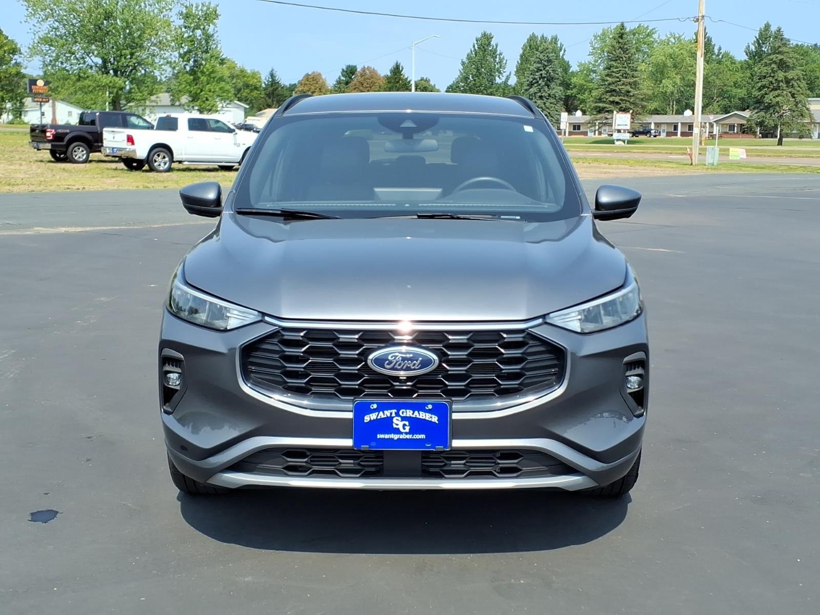2023 Ford Escape ST-Line Select:6496