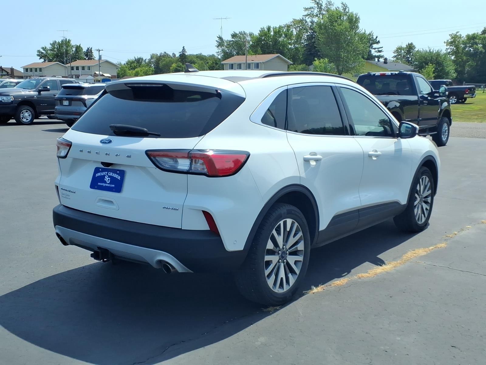 2020 Ford Escape Titanium:6503A