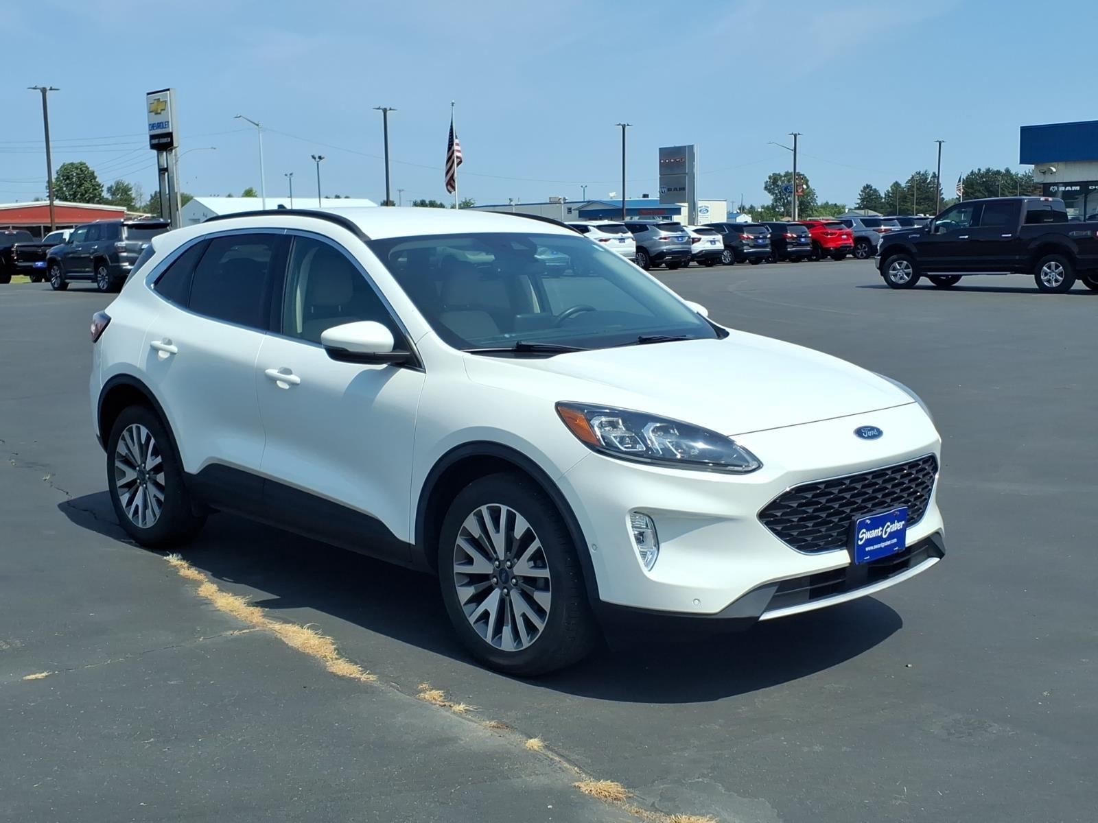 2020 Ford Escape Titanium:6503A